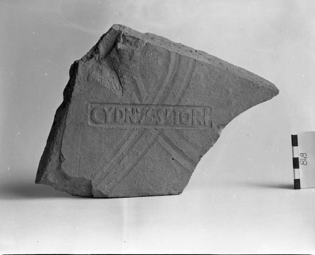 tegola/frammento (secc. I a.C./ II d.C)