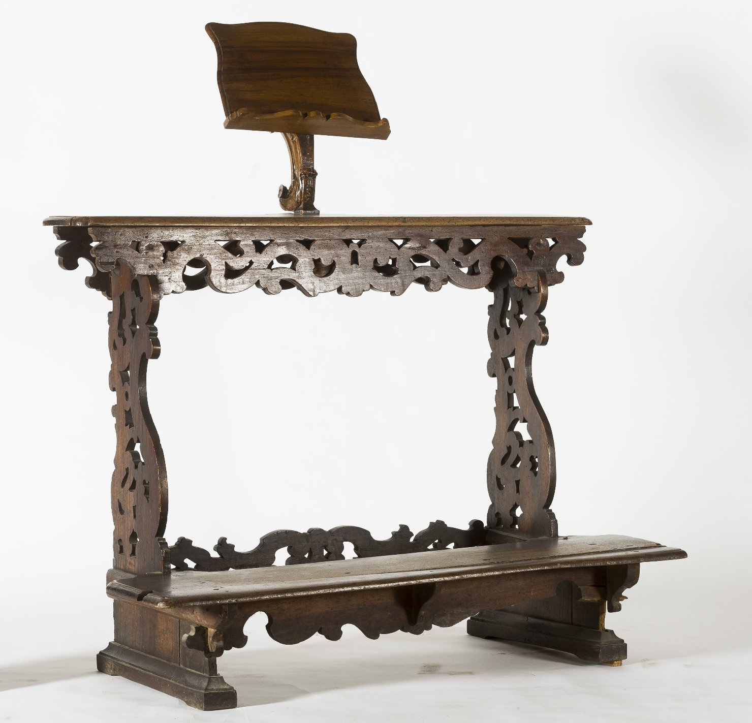 inginocchiatoio - a montanti sagomati - bottega modenese (primo quarto sec. XVIII)