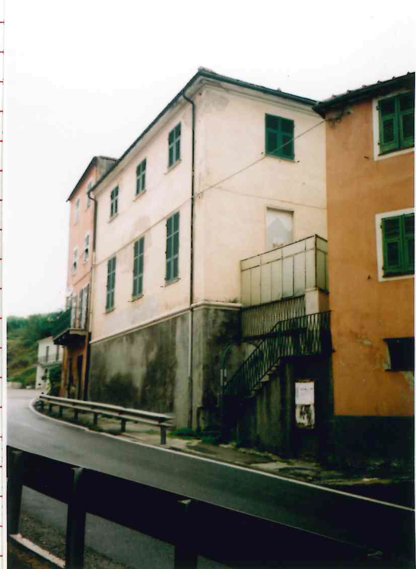 Asilo infantile di Cadibona (edificio civile, asilo) - Quiliano (SV)  (XIX, fine)