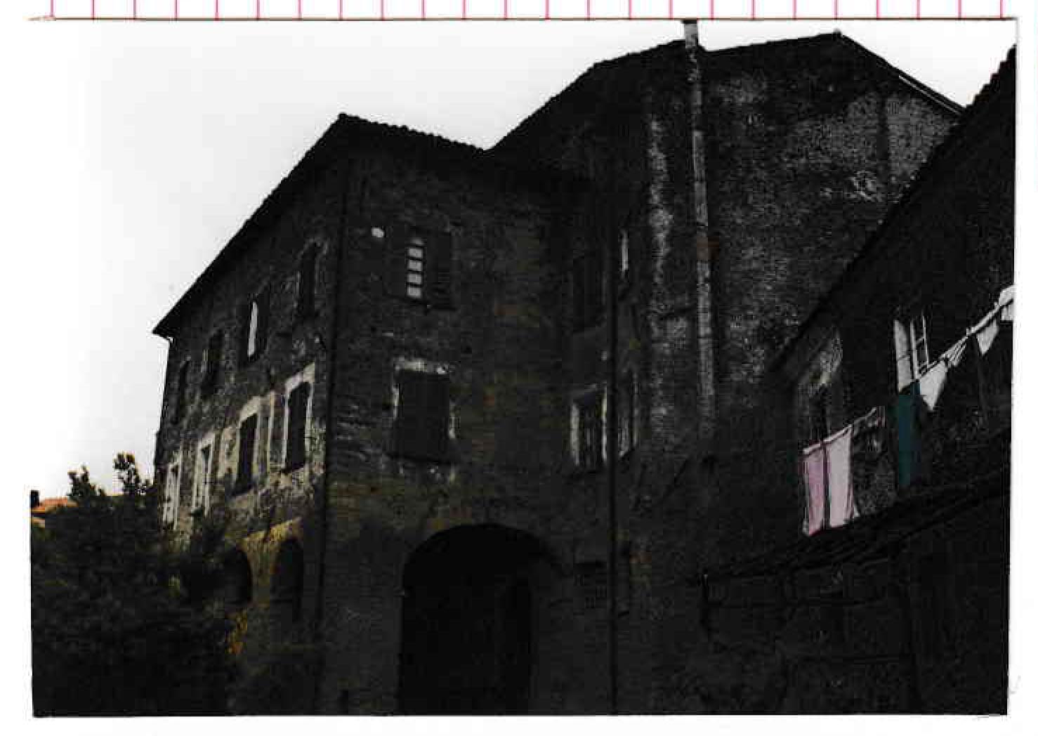 Cà Gamba (palazzo, nobiliare) - Pallare (SV)  (XV, inizio)