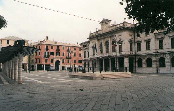 Piazza Sisto IV (piazza) - Savona (SV)  (XX)
