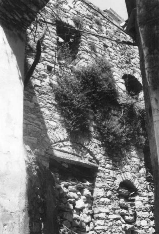 Castello di Roccanera (castello, difensivo) - Chiusanico (SV)  (XIII)