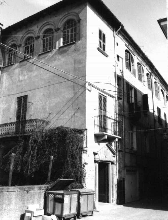 Casa di proprietà Patetta già dei Marchesi Scarampi (palazzo, privato) - Cairo Montenotte (SV)  (XIV)