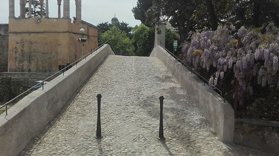 Ponte presso loggetta di cantone di S. Sebastiano (ponte, comunale) - Loano (SV) 