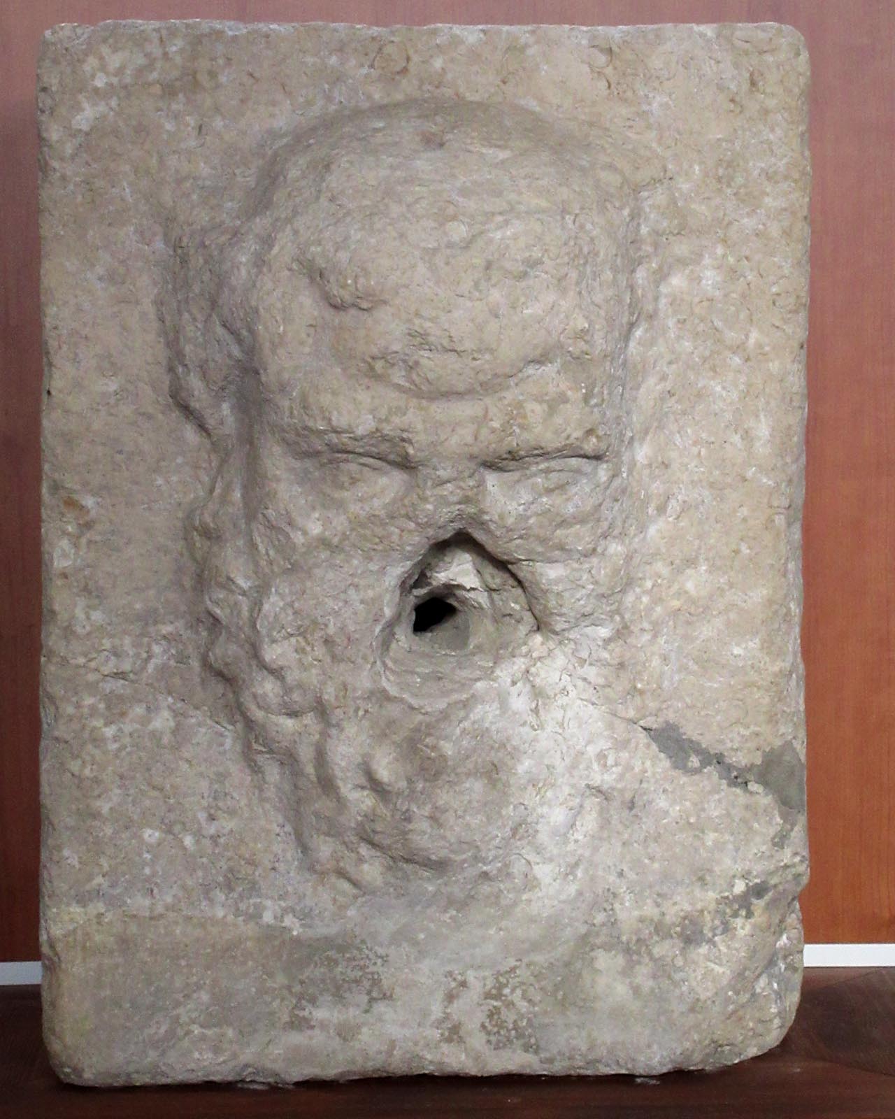 testa di Sileno (fontana/ bocca) (primo quarto I)