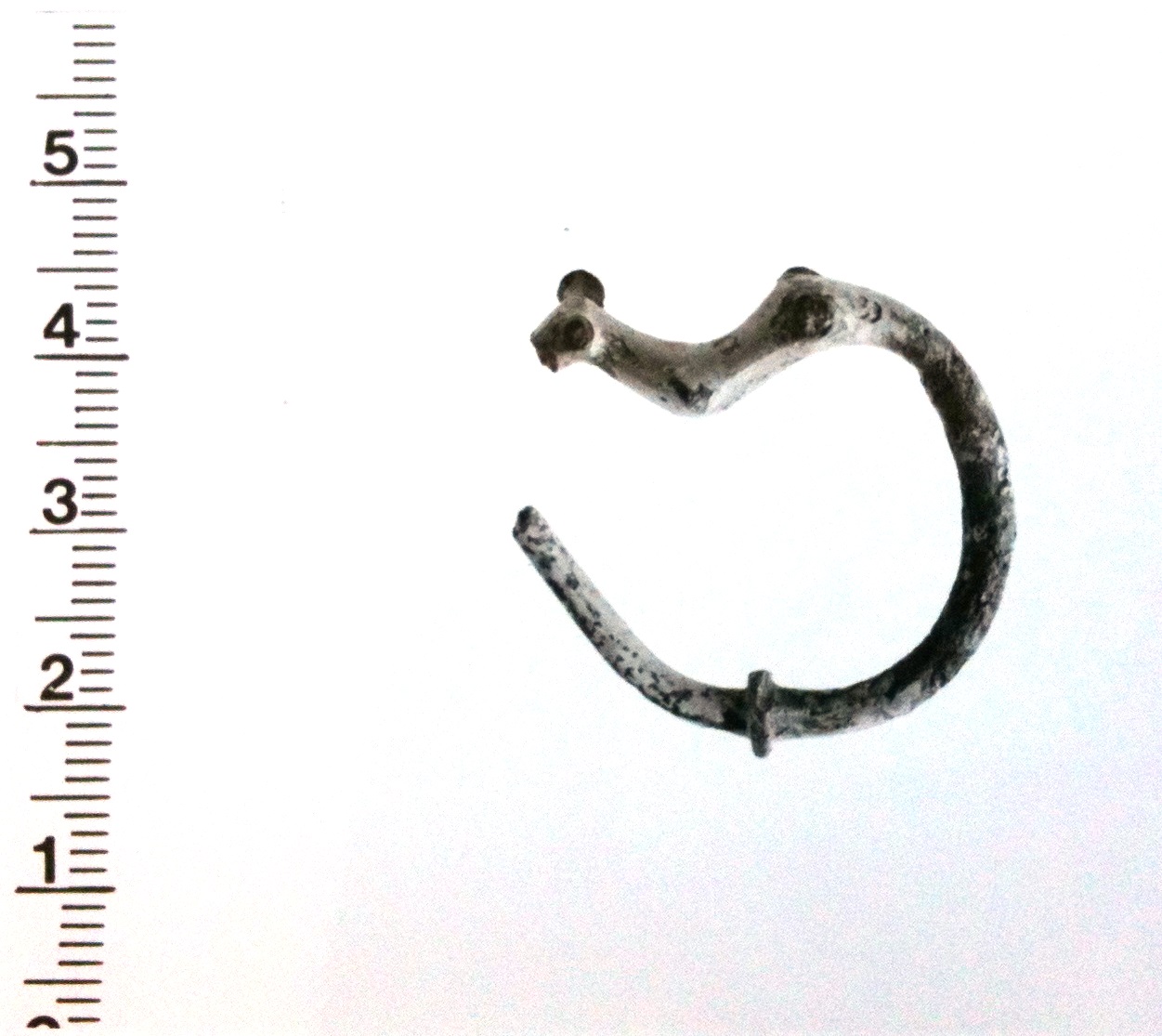 fibula/ ad arco serpeggiante (VIII - VII sec. a.C)