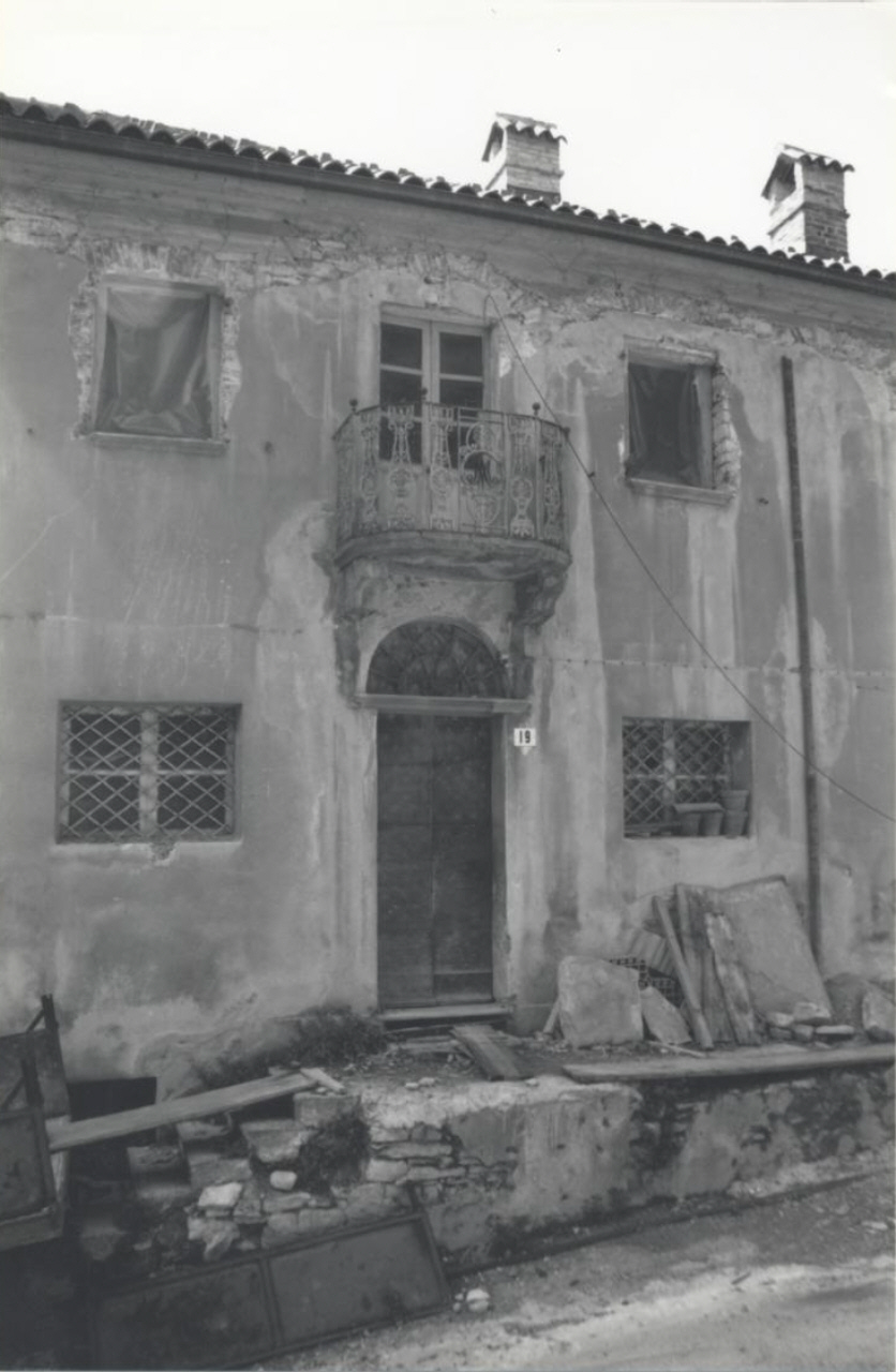 Casa in Via Saluzzo, 19 (casa) - Monesiglio (CN)  (XVIII, fine)