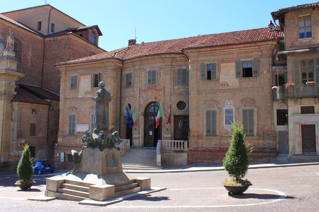 Palazzo comunale di Bra (palazzo, comunale) - Bra (CN) 
