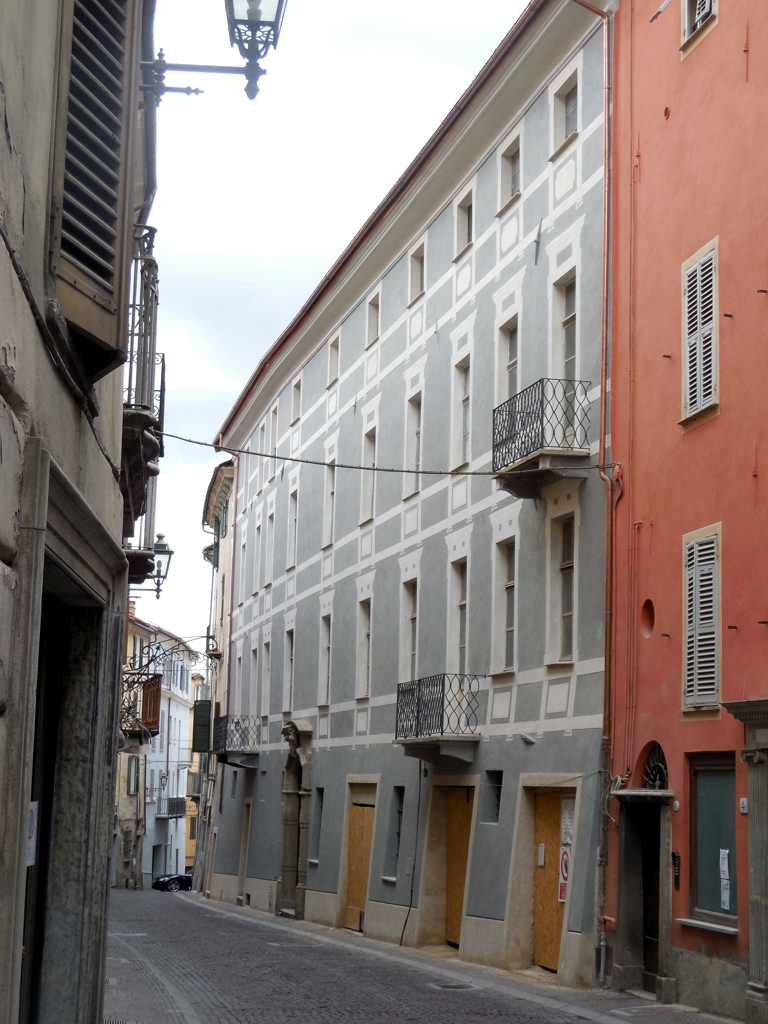 Palazzo in Via Vico, 6A (palazzo) - Mondovì (CN)  (XVIII)
