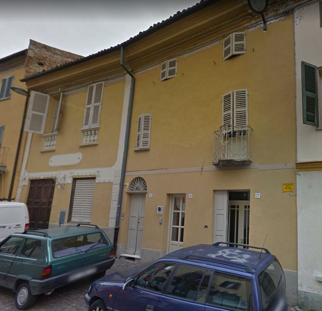 Palazzo Conti Doglio Di Torre Uzzone (palazzo) - Neive (CN)  (-)