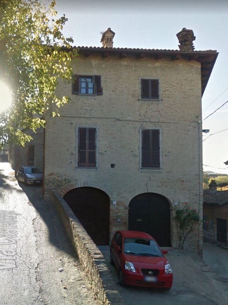 Palazzo in Via Castelborgo, 4 (palazzo) - Neive (CN)  (-)