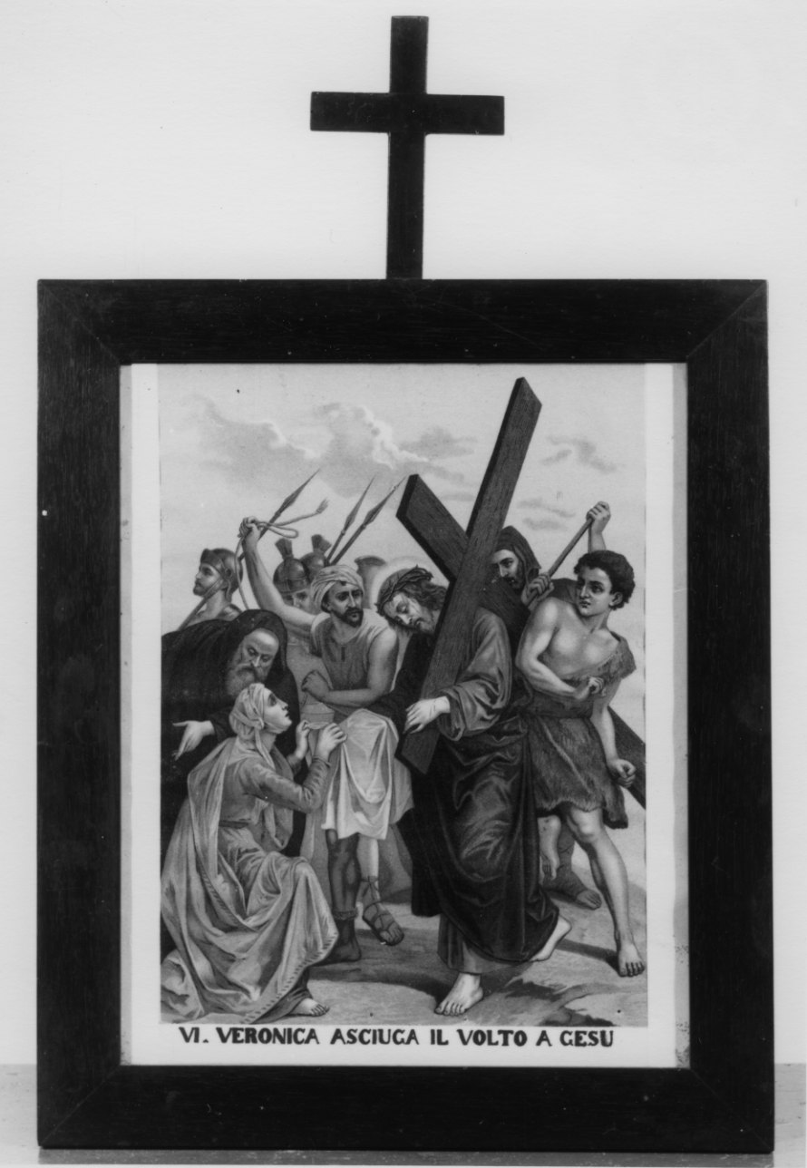 stazione VI: Gesù asciugato dalla Veronica (stampa a colori, elemento d'insieme) - ambito piemontese (primo quarto sec. XX)