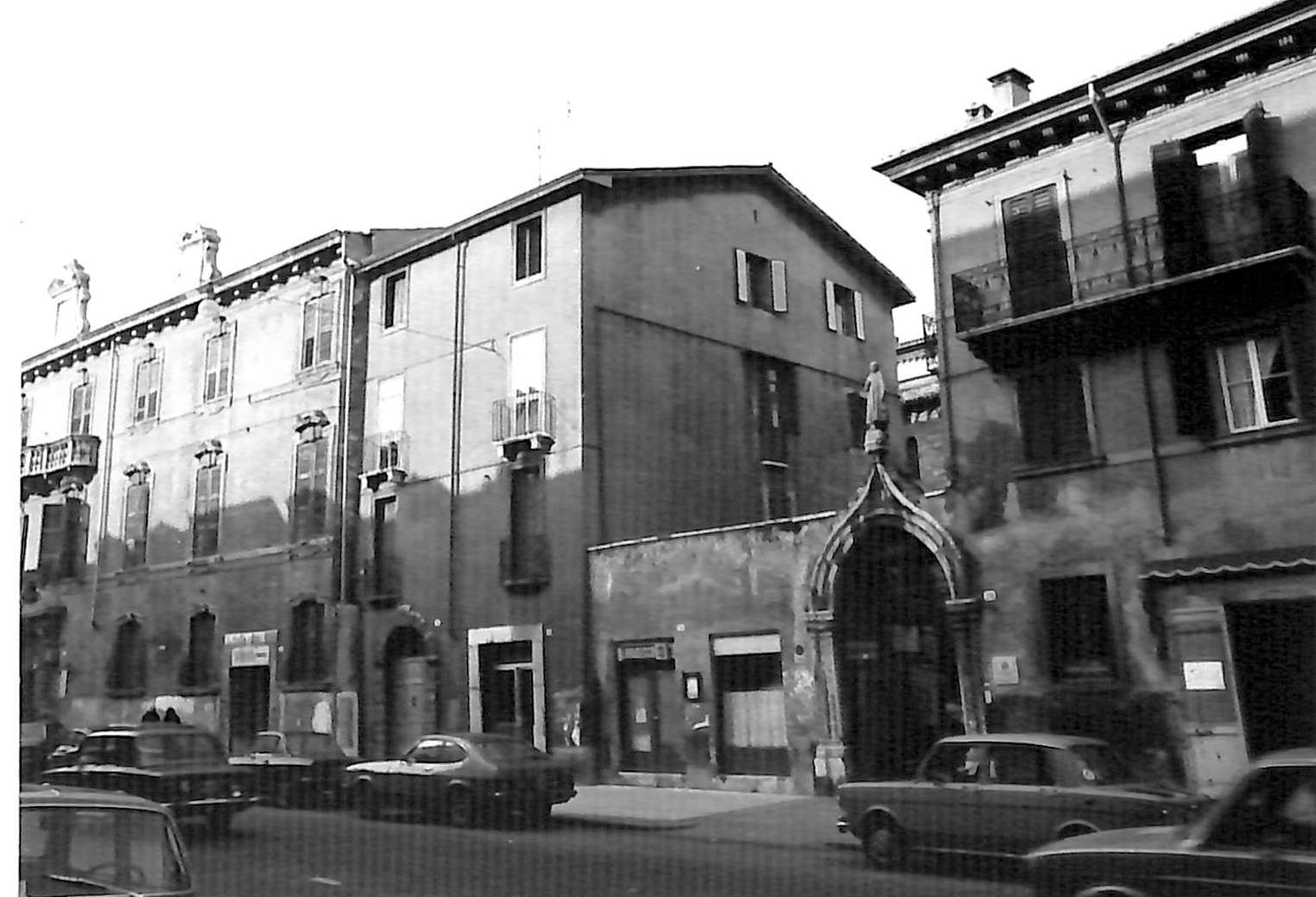 casa - Verona (VR)  (XIV)