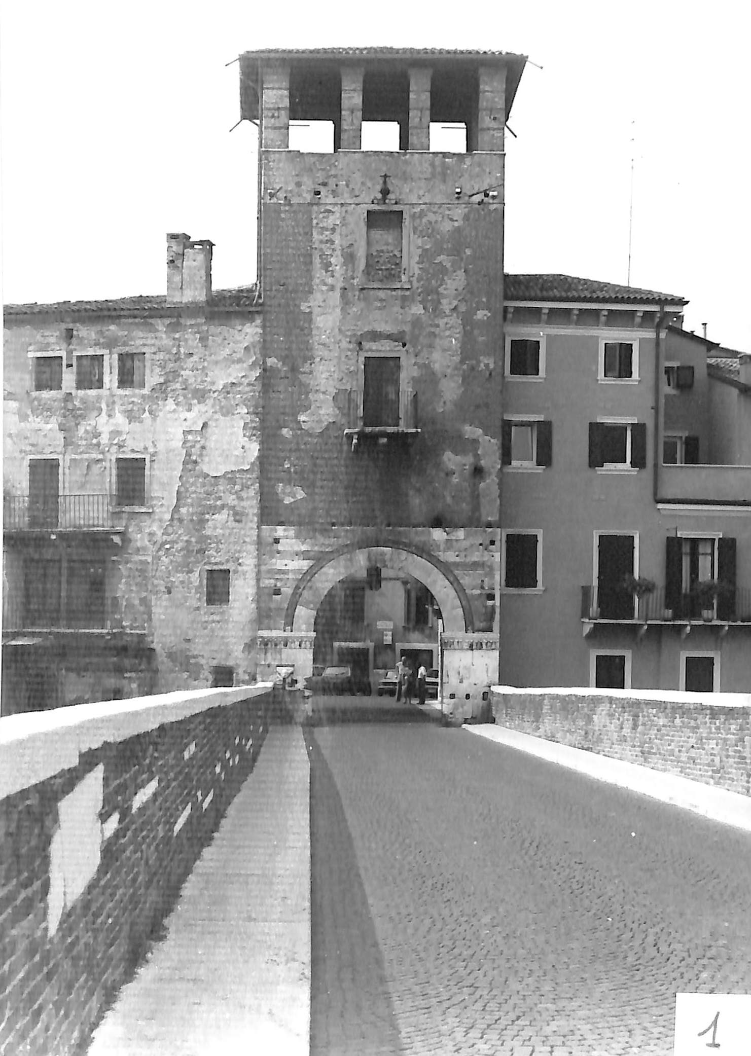 Torre di Ponte Pietra (torre) - Verona (VR)  (XIII)