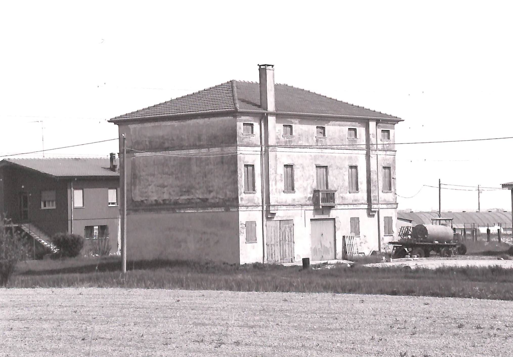Ca' Veronesi (casa, padronale) - Porto Tolle (RO) 