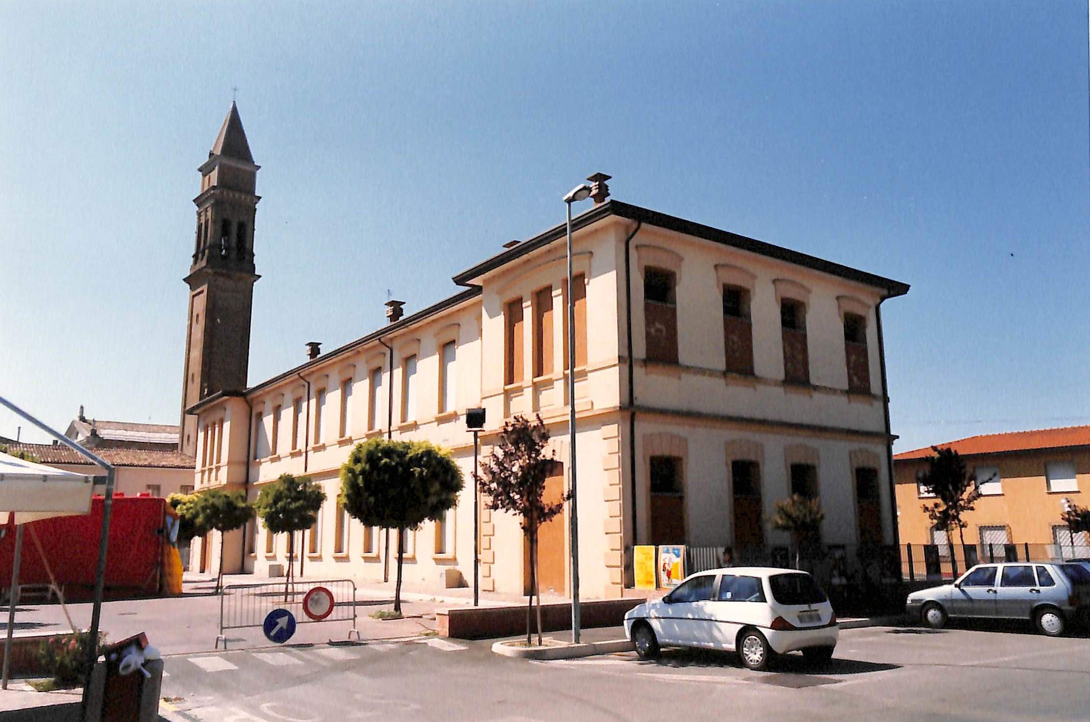 Scuola elementare di Donada (scuola, elementare) - Porto Viro (RO) 