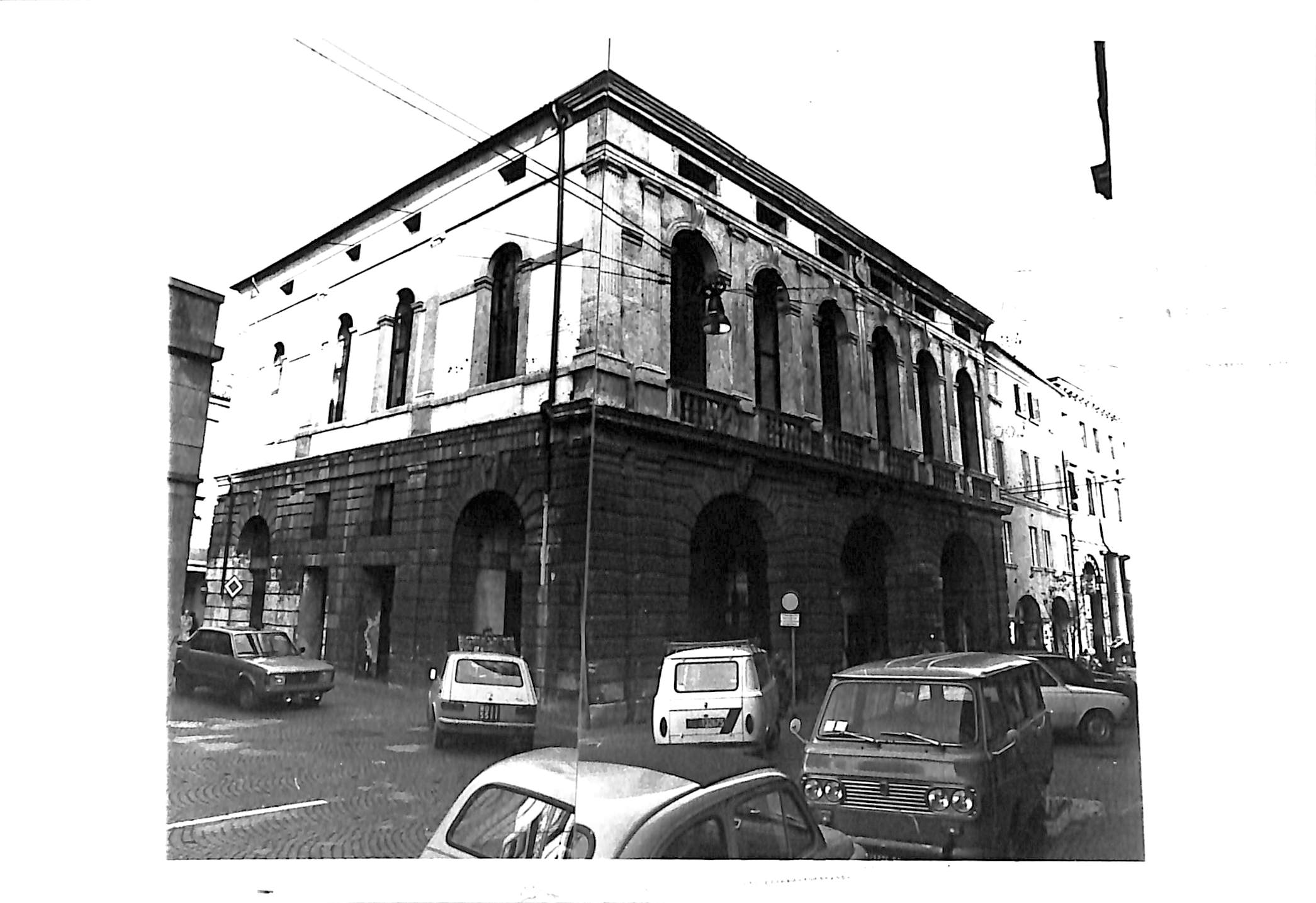 Palazzo Roncale (palazzo) - Rovigo (RO)  (XVI)