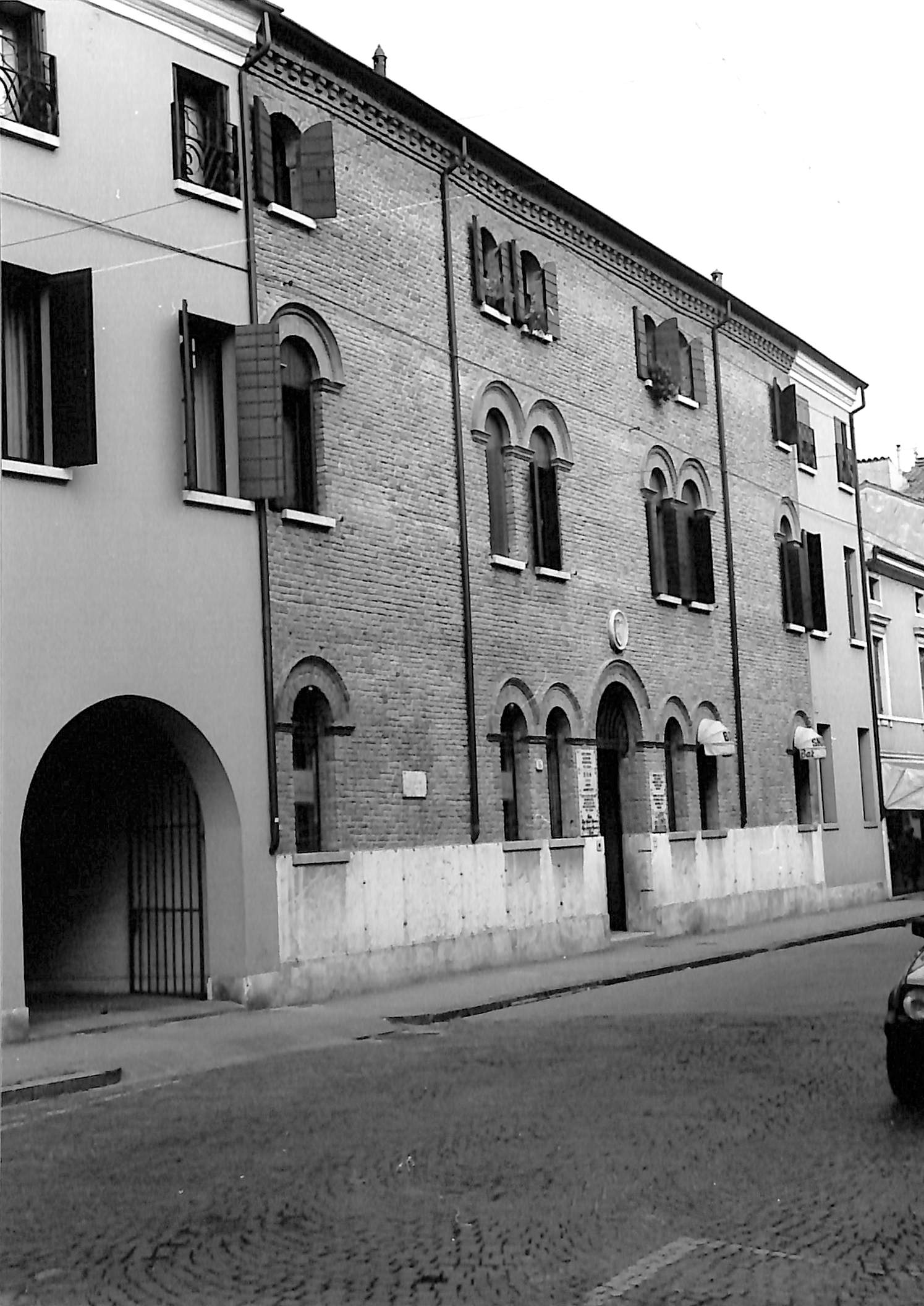 Palazzo Silvestri (palazzo, nobiliare) - Rovigo (RO)  (XV, Seconda metà)