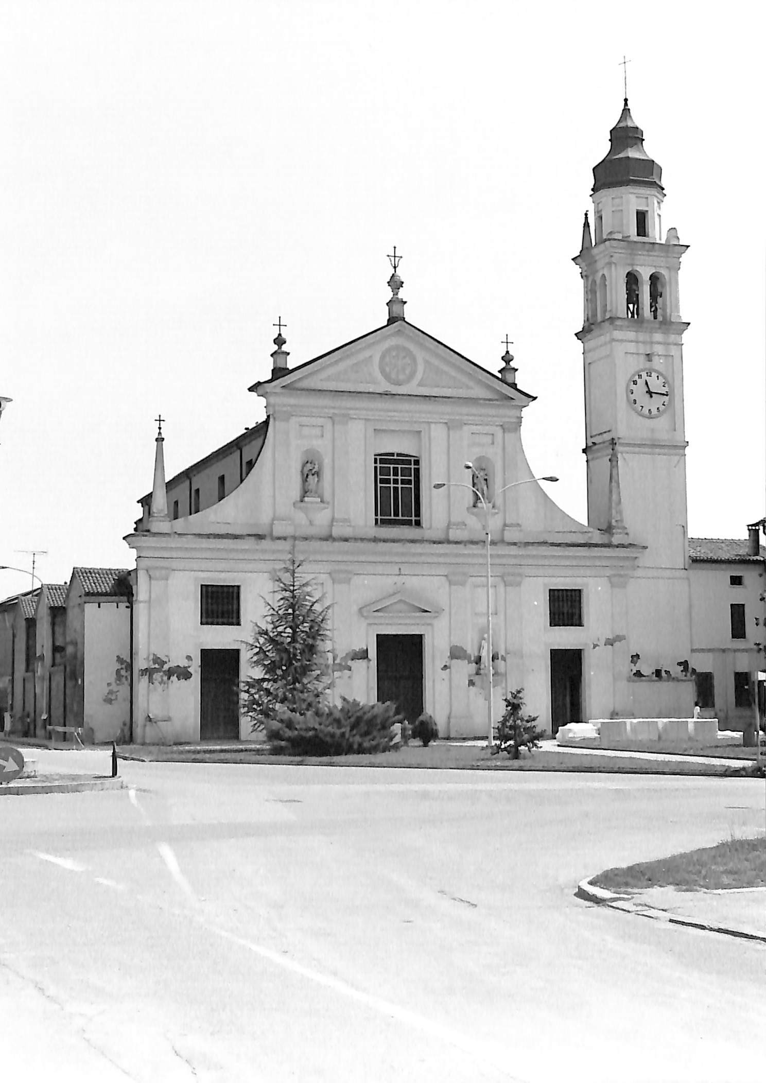 Chiesa parrocchiale di S. Rocco Confessore (chiesa, parrocchiale) - Calto (RO)  (XVII, fine)