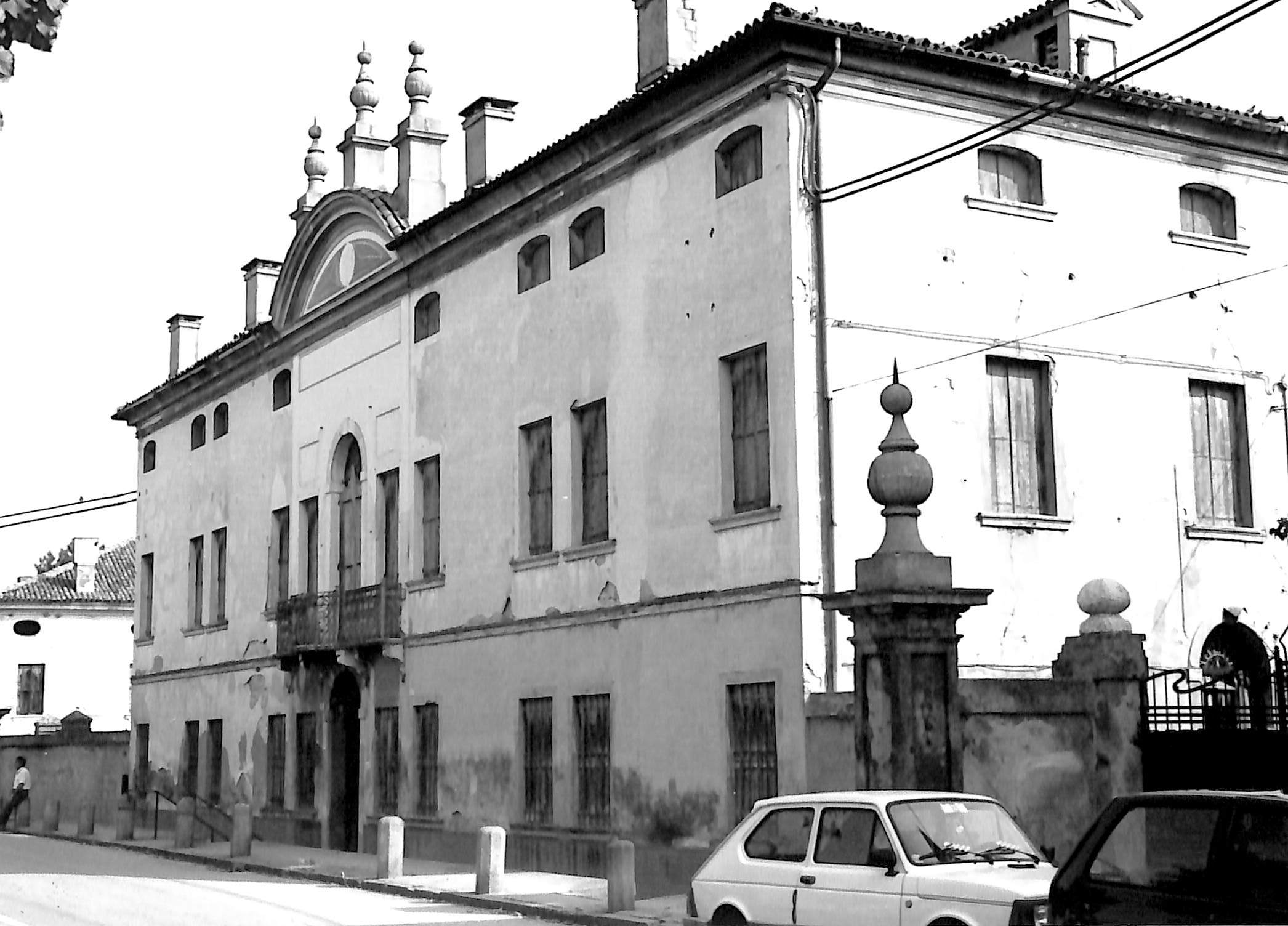 Villa Cornoldi (villa, nobiliare) - Fratta Polesine (RO)  (XVIII, prima metà)