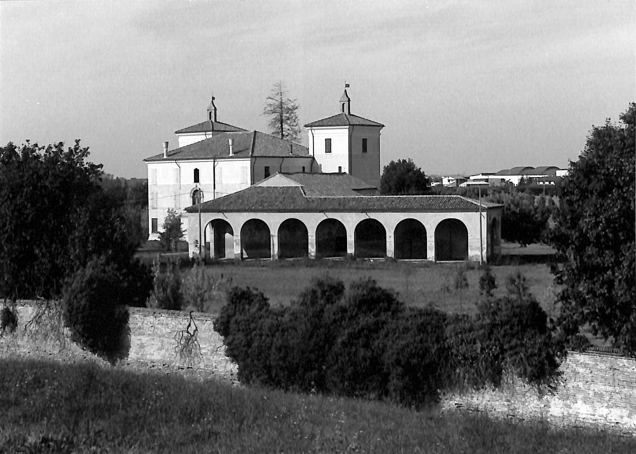 Villa Camerini Bertelè (villa, nobiliare) - Stienta (RO)  (XVIII, metà)