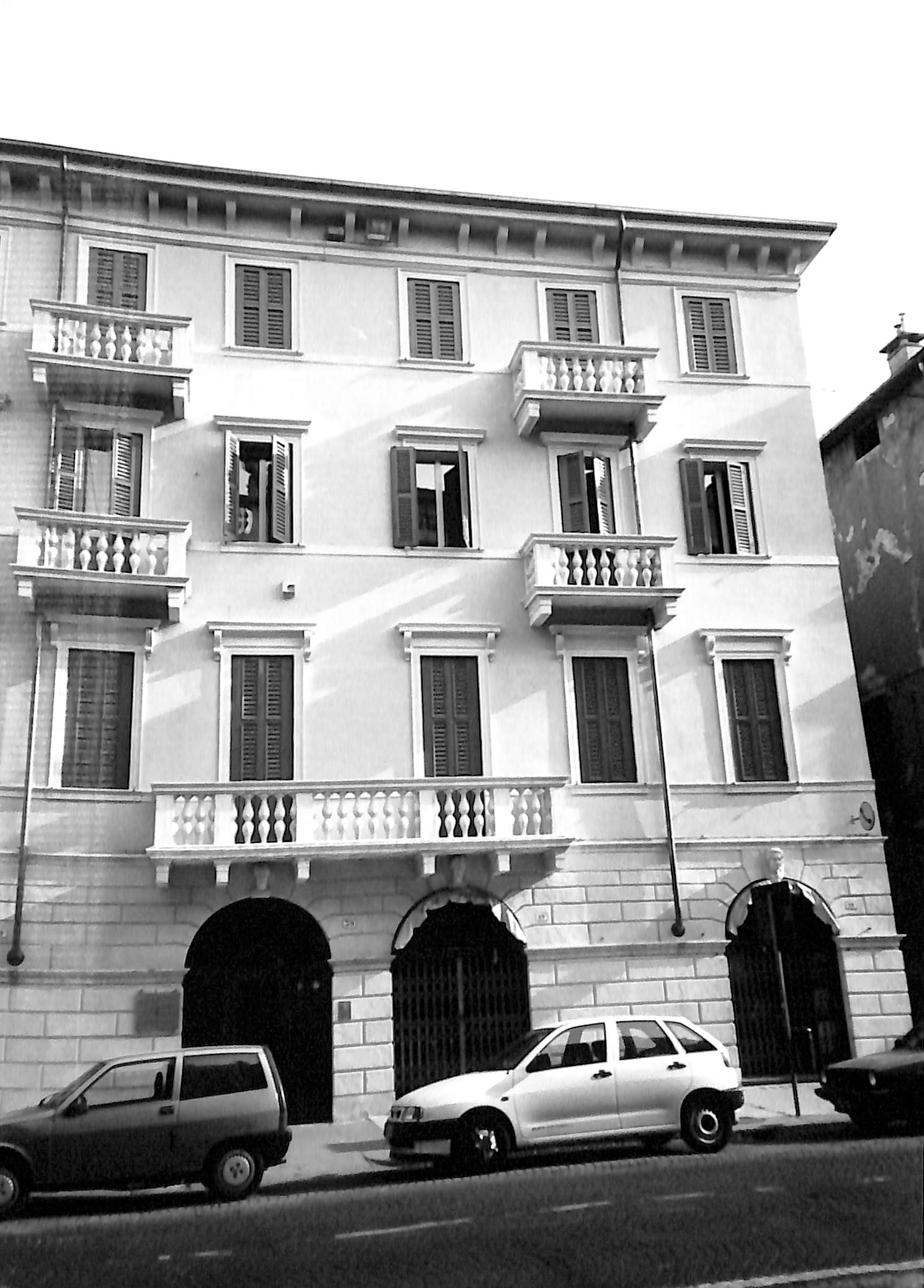 palazzo - Verona (VR)  (XIX)