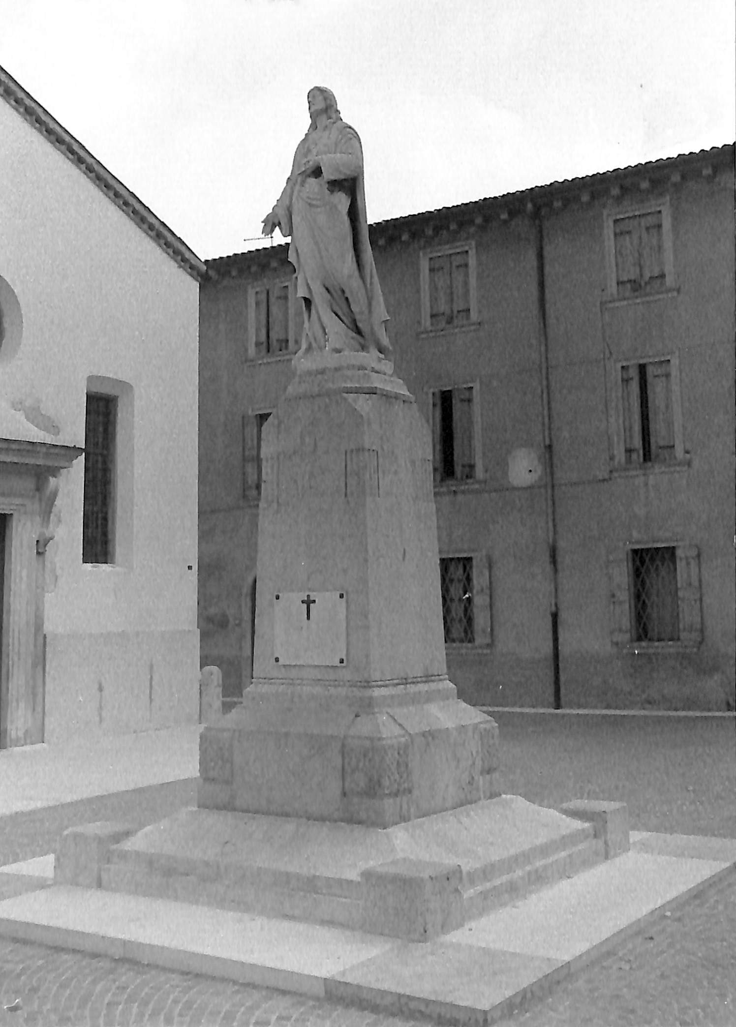 Sacro Cuore di Gesù (monumento, pubblico) - Verona (VR)  (XX)