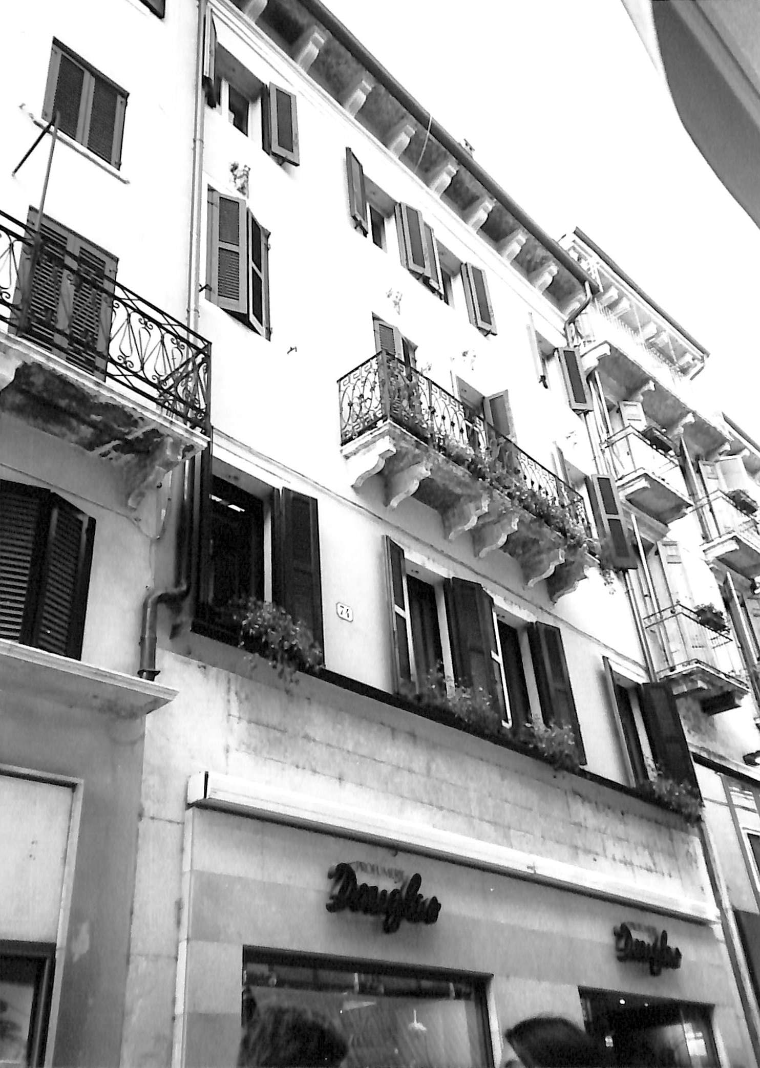 casa - Verona (VR)  (XIX)