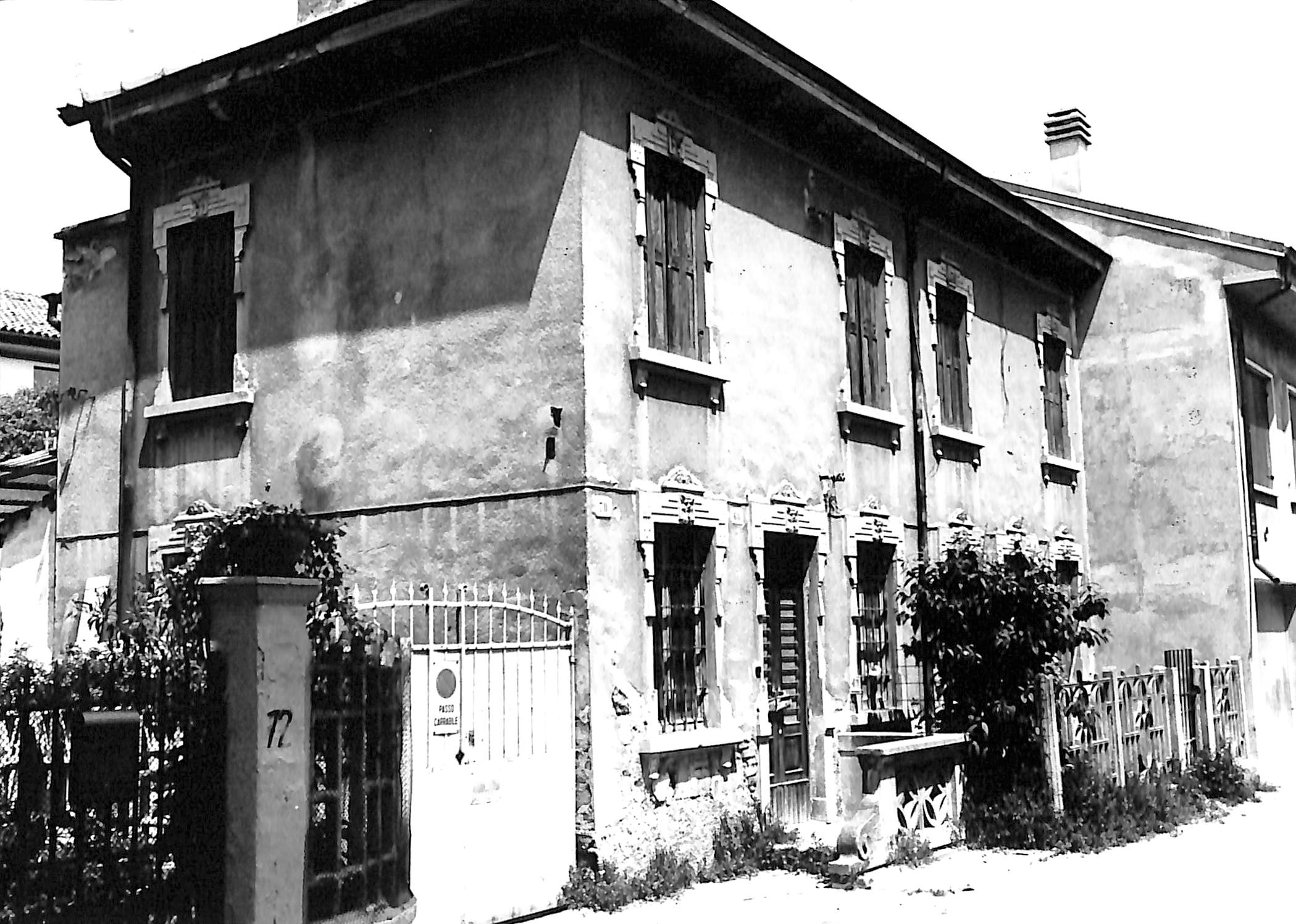 casa - Verona (VR)  (XX, primo quarto)