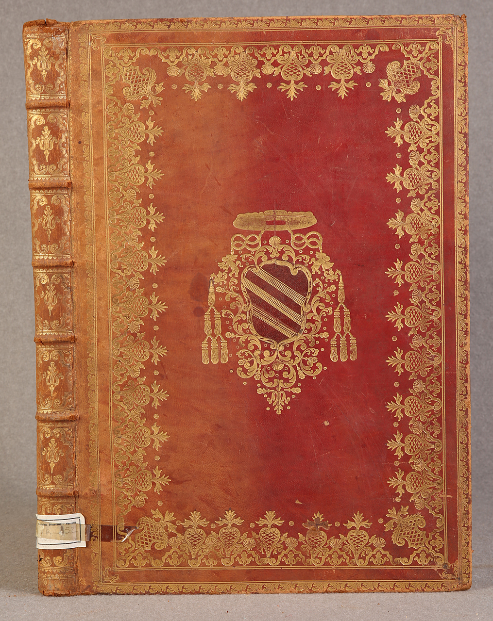 legatura piena - alle armi, opera isolata - ambito romano (metà XVIII)