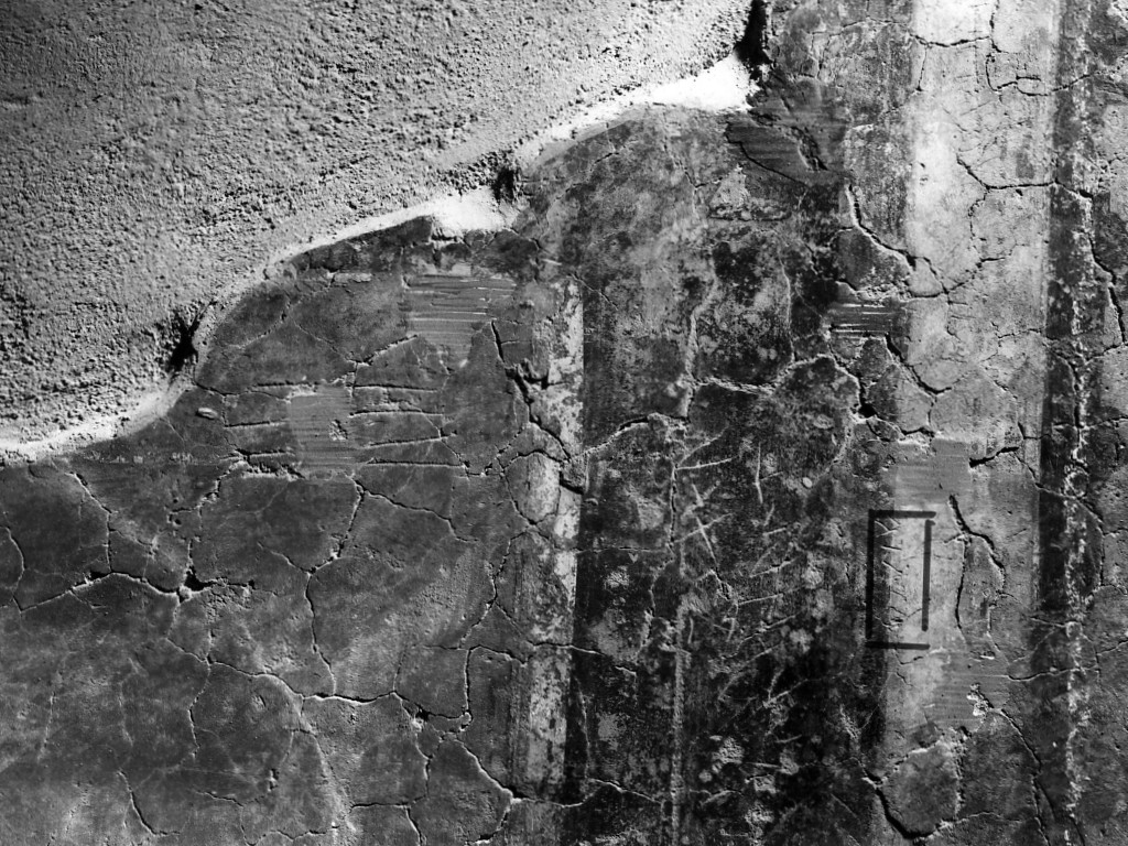 rivestimento parietale con graffito (sec. II d.C)