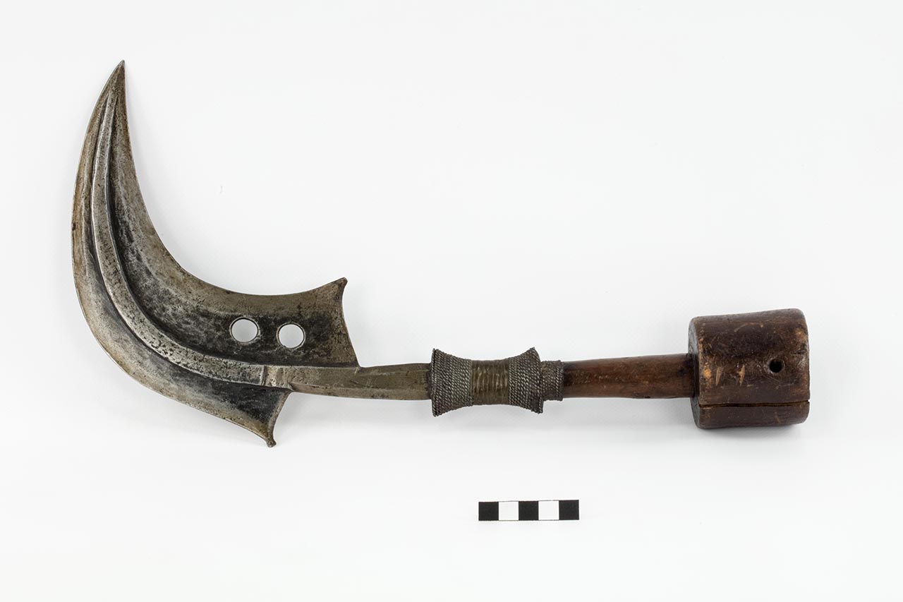 Pugnale, a becco, STRUMENTI E ACCESSORI/ ARMI E ARMATURE - Mangbetu