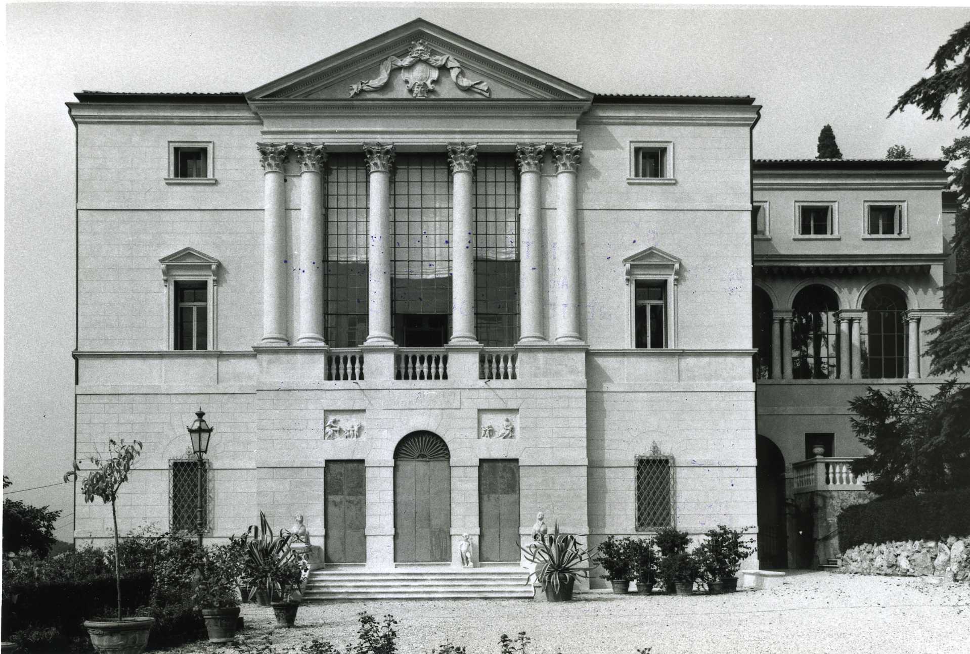 Villa Franceschini ora Pasini Canera di Salasco (villa, nobiliare) - Arcugnano (VI)  (XVIII, seconda metà)