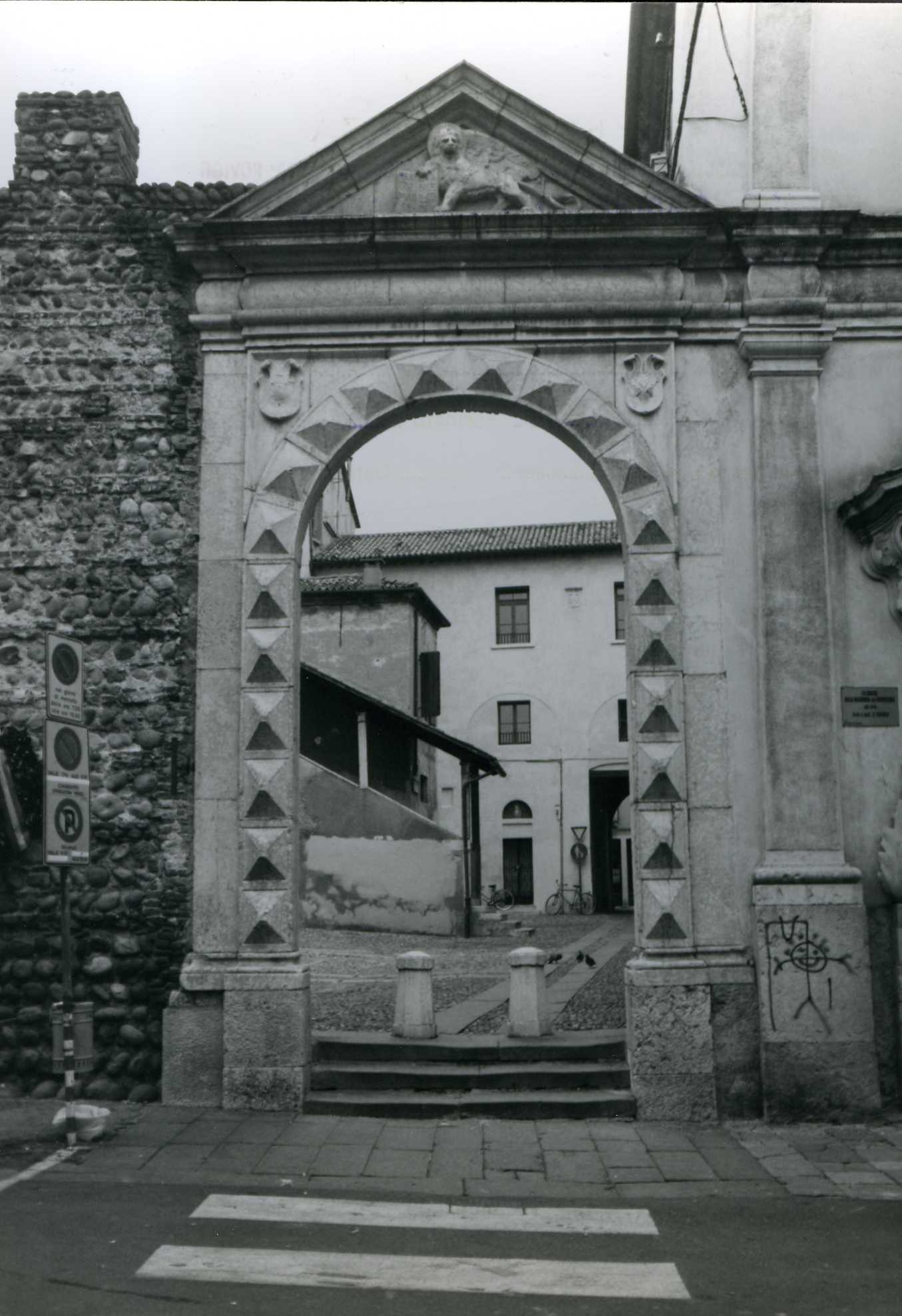 Porta Palazzo (porta) - Bassano del Grappa (VI)  (XVI)