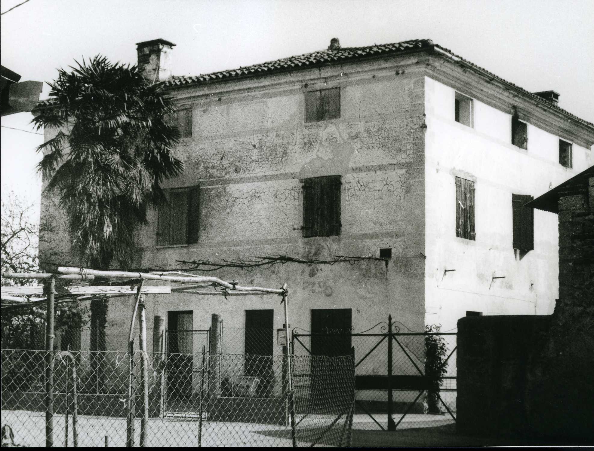 Villa Borsatto (villa, padronale) - Cartigliano (VI)  (XVI)