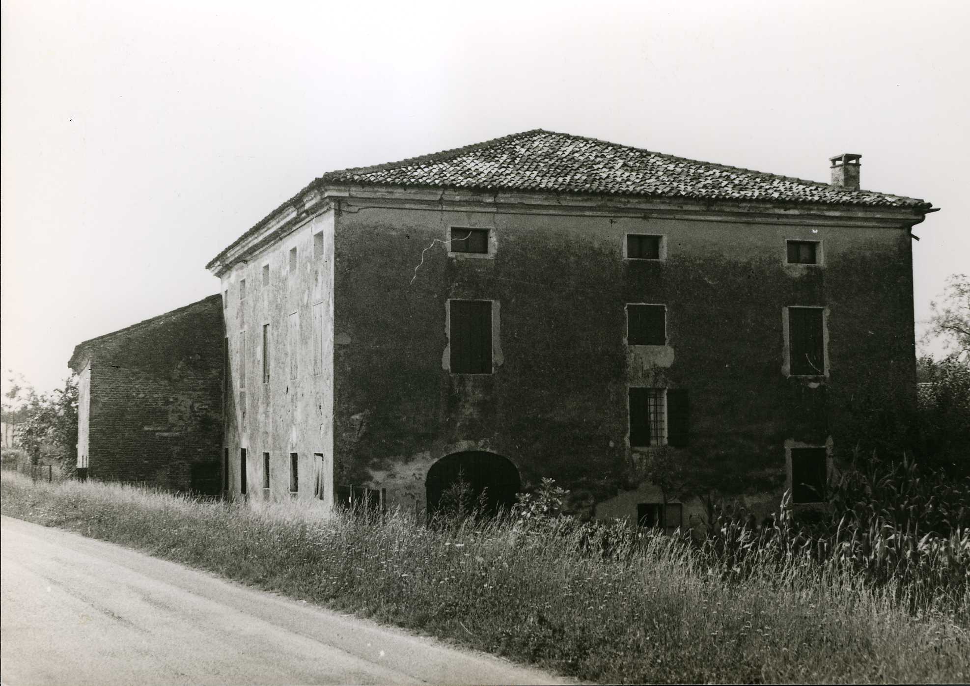 casa, padronale - Grisignano di Zocco (VI)  (XVII)