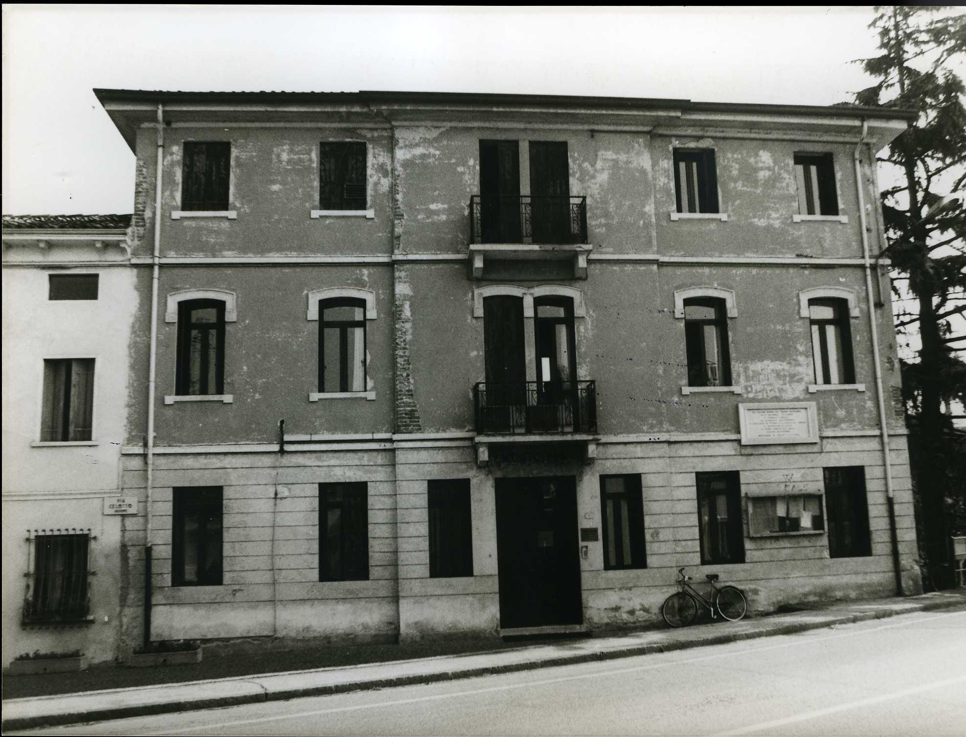 palazzo, municipale - Grisignano di Zocco (VI)  (XX)