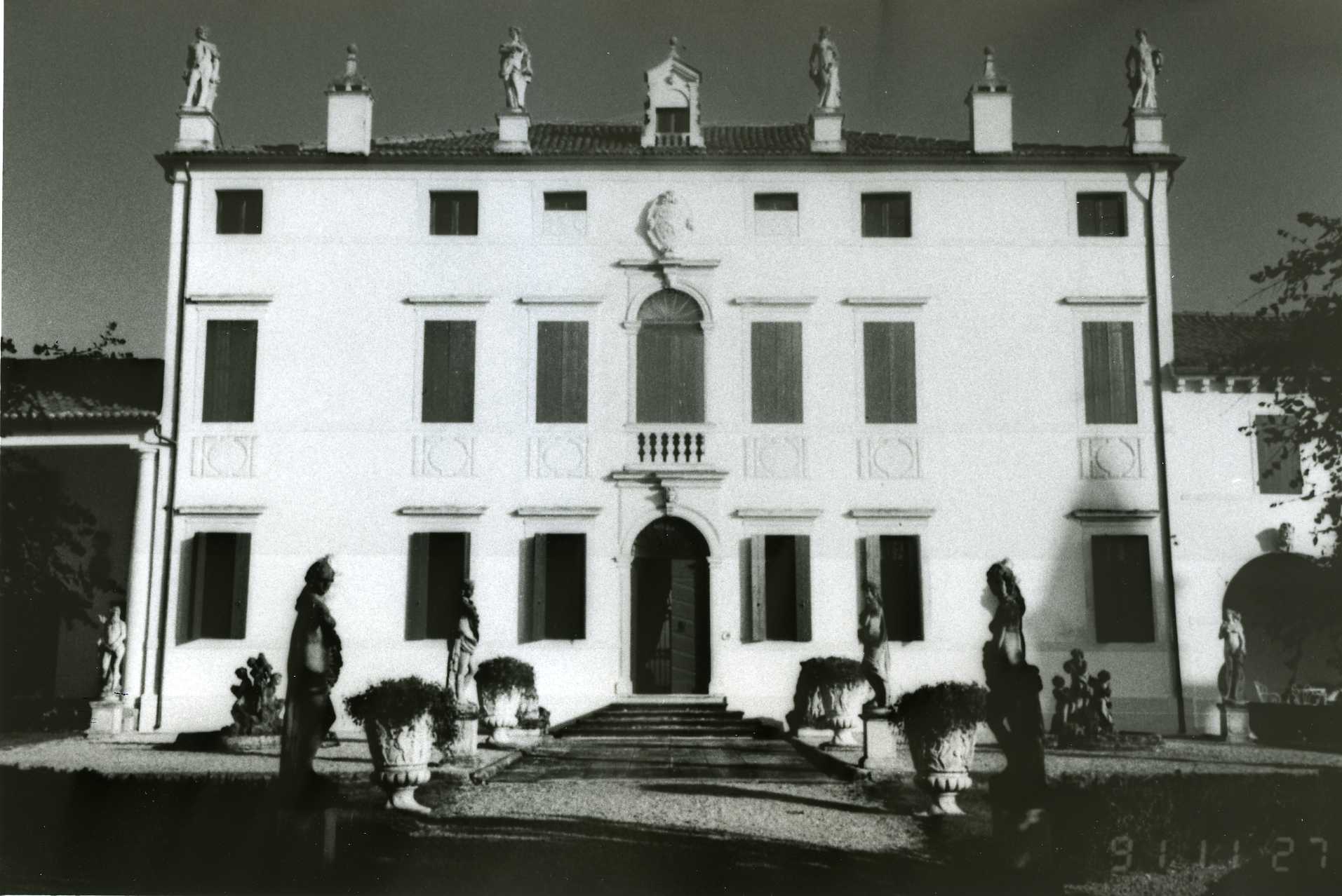 Villa Gargani (villa, nobiliare) - Grumolo delle Abbadesse (VI)  (XVIII)