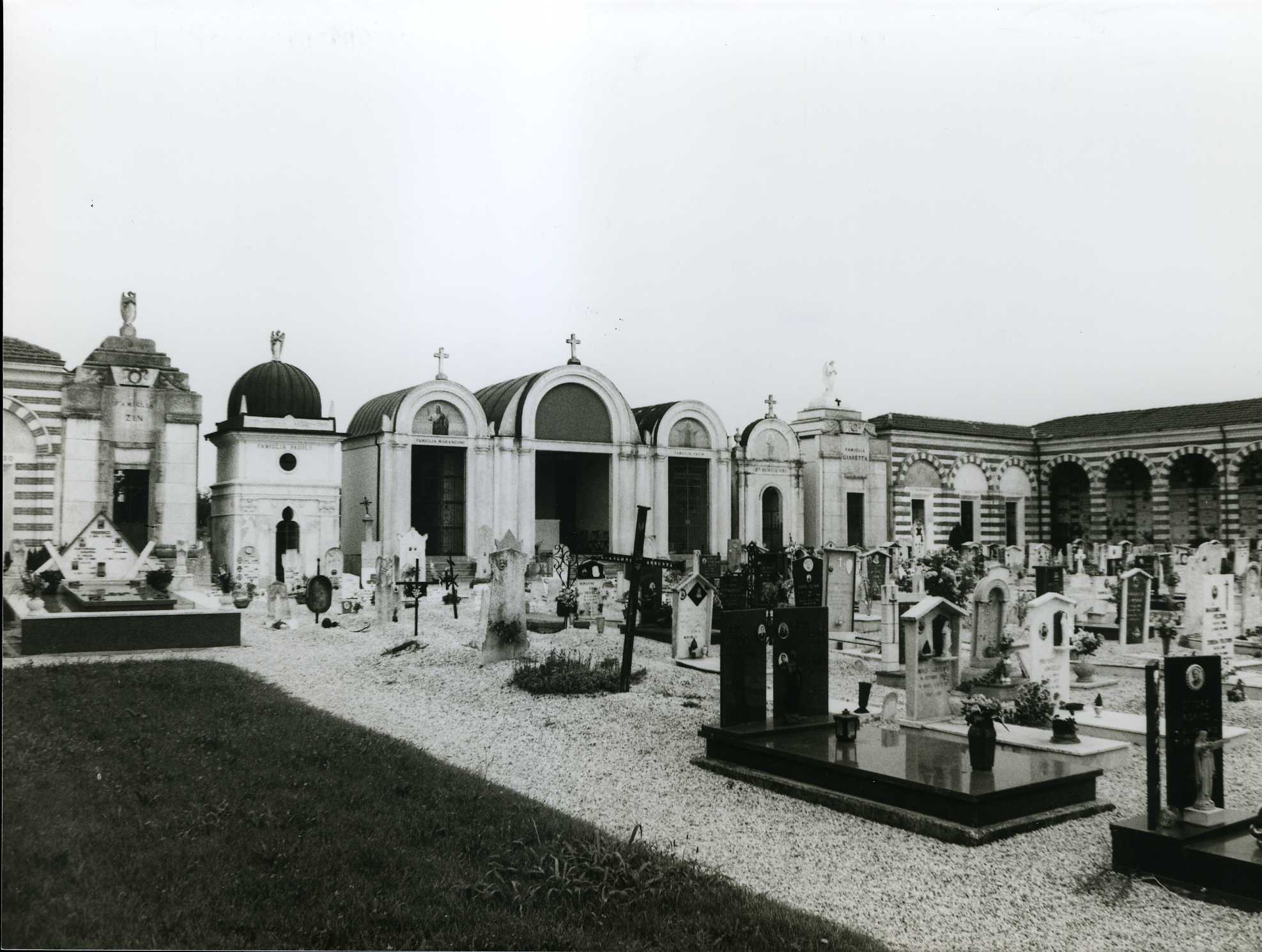 cimitero - Grumolo delle Abbadesse (VI)  (XIX)