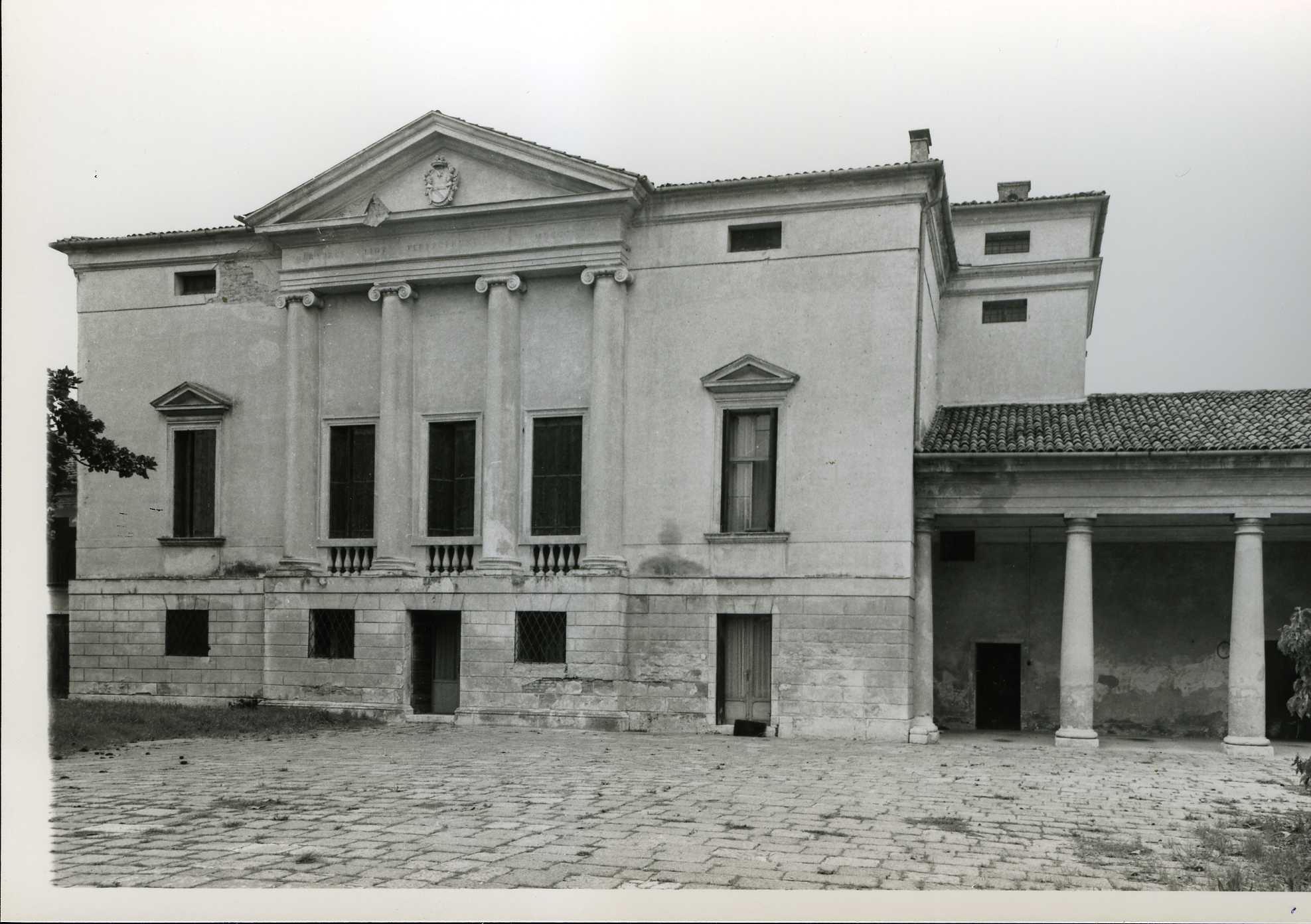 Villa Lioy (villa, nobiliare) - Grumolo delle Abbadesse (VI)  (XVIII)