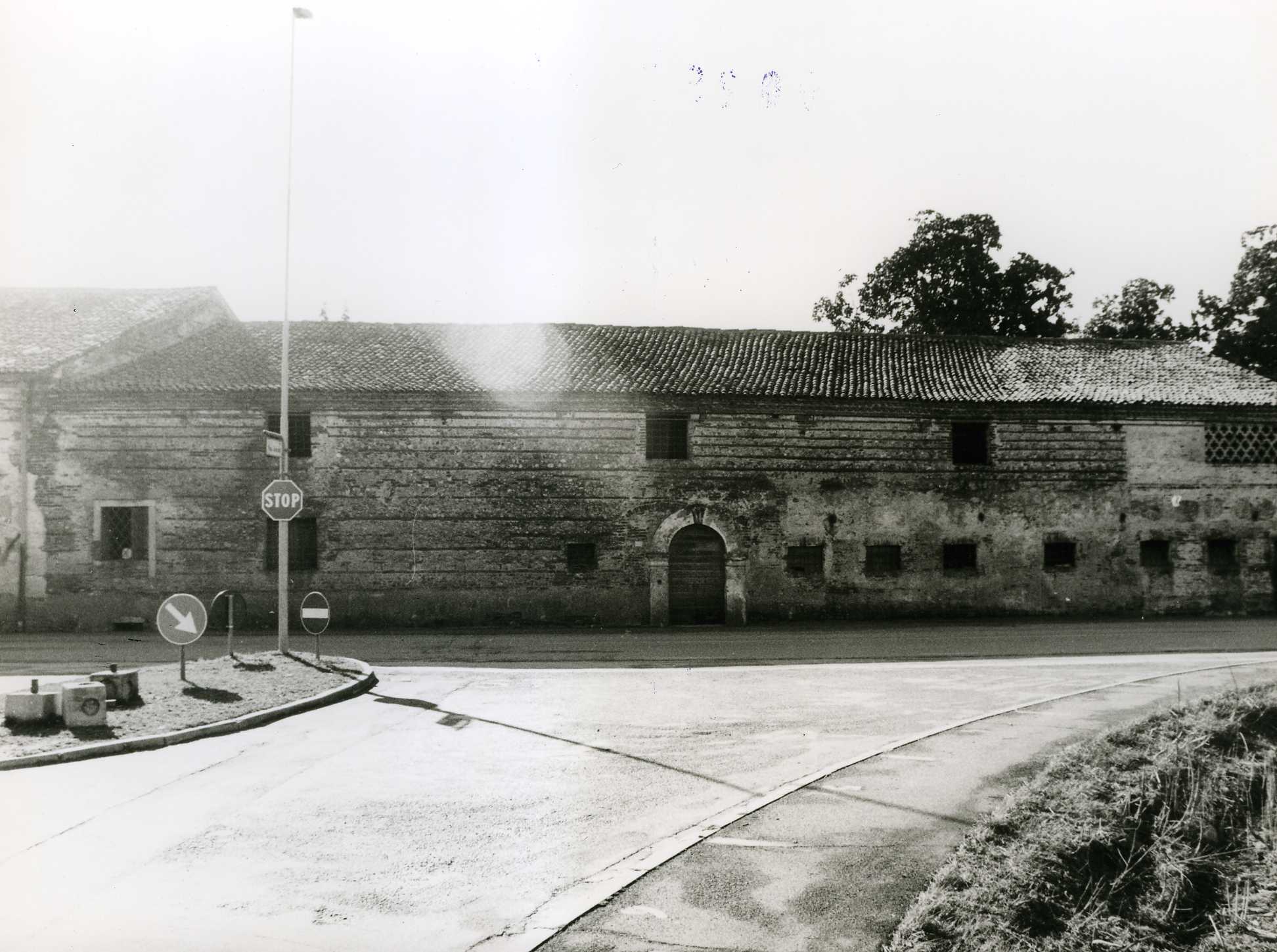 Villa Capra-Zileri (villa, nobiliare) - Pozzoleone (VI)  (XV)