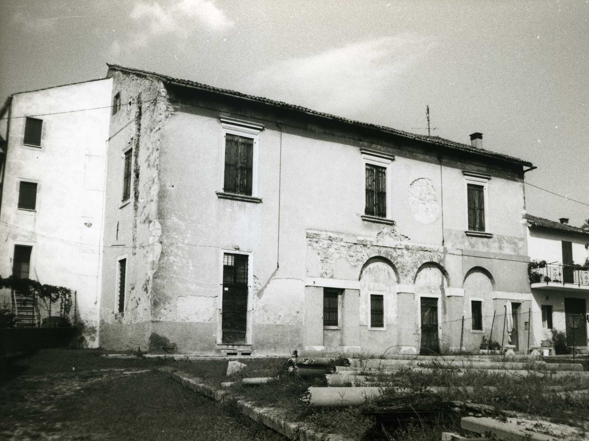 Villa Arnaldi (villa, rurale) - Sarego (VI)  (XVI, prima metà)
