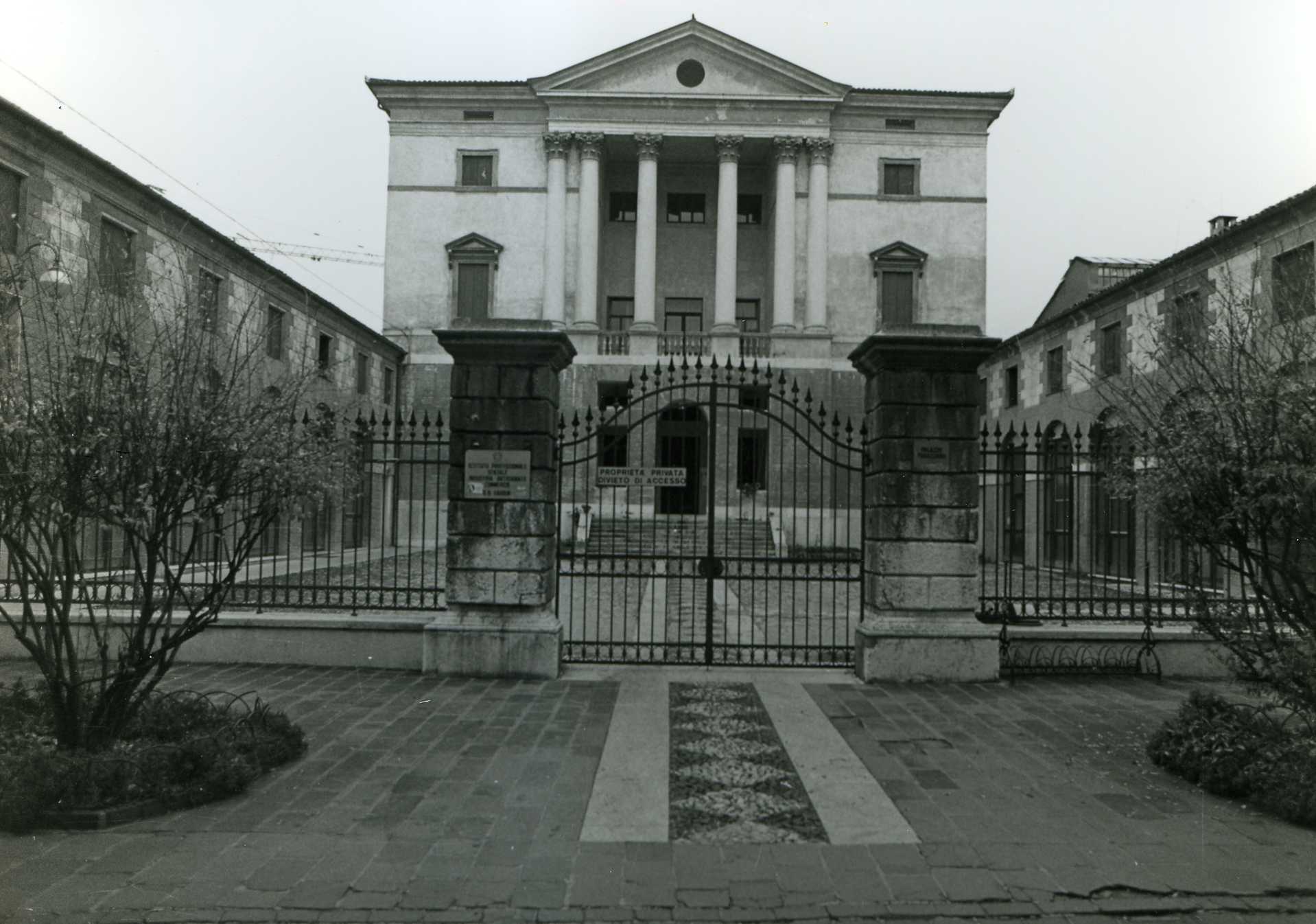 Palazzo Fogazzaro (palazzo) - Schio (VI)  (XIX)