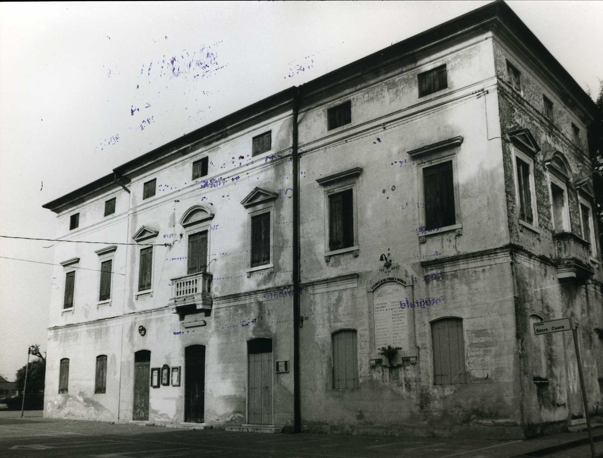 scuola, elementare - Tezze sul Brenta (VI)  (XIX, fine)