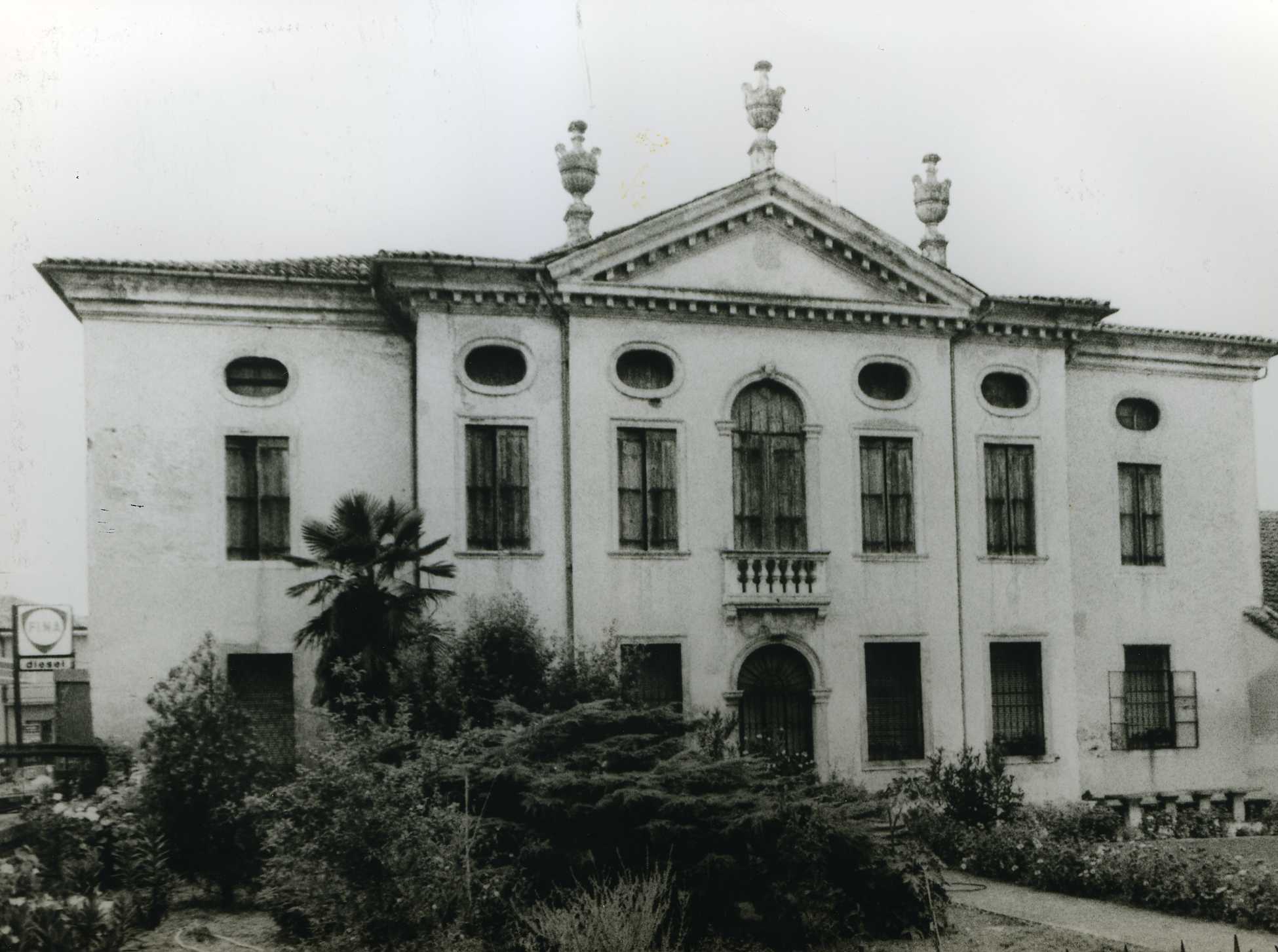 Villa Da Porto Rigon (villa, nobiliare) - Torri di Quartesolo (VI)  (XVI)
