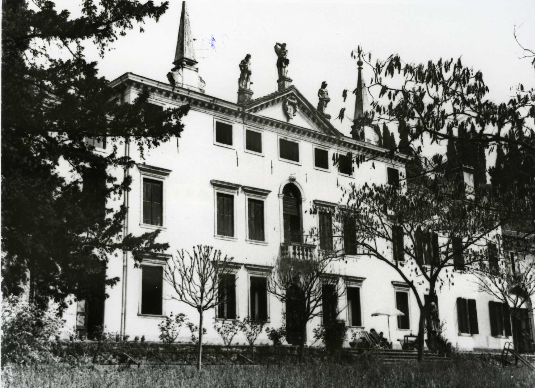 Villa Caliari Bassani (villa, nobiliare) - Trissino (VI)  (XVII, seconda metà)