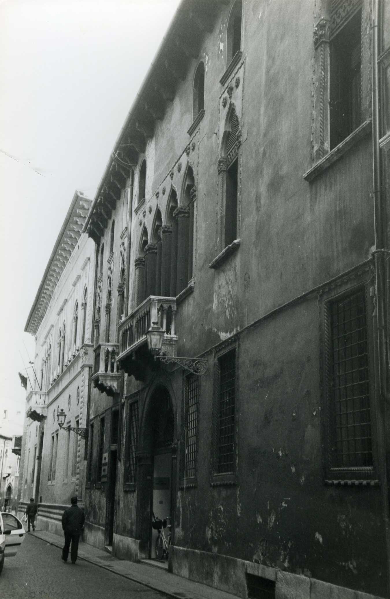 Palazzo Thiene (palazzo, nobiliare) - Vicenza (VI)  (XV, metà)