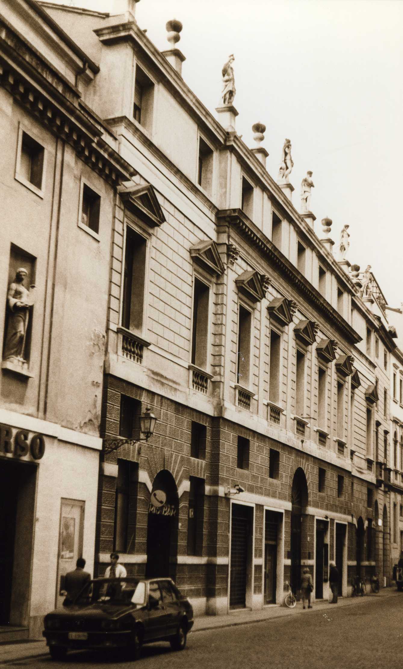 Palazzo Caldogno (palazzo, nobiliare) - Vicenza (VI)  (XVI)
