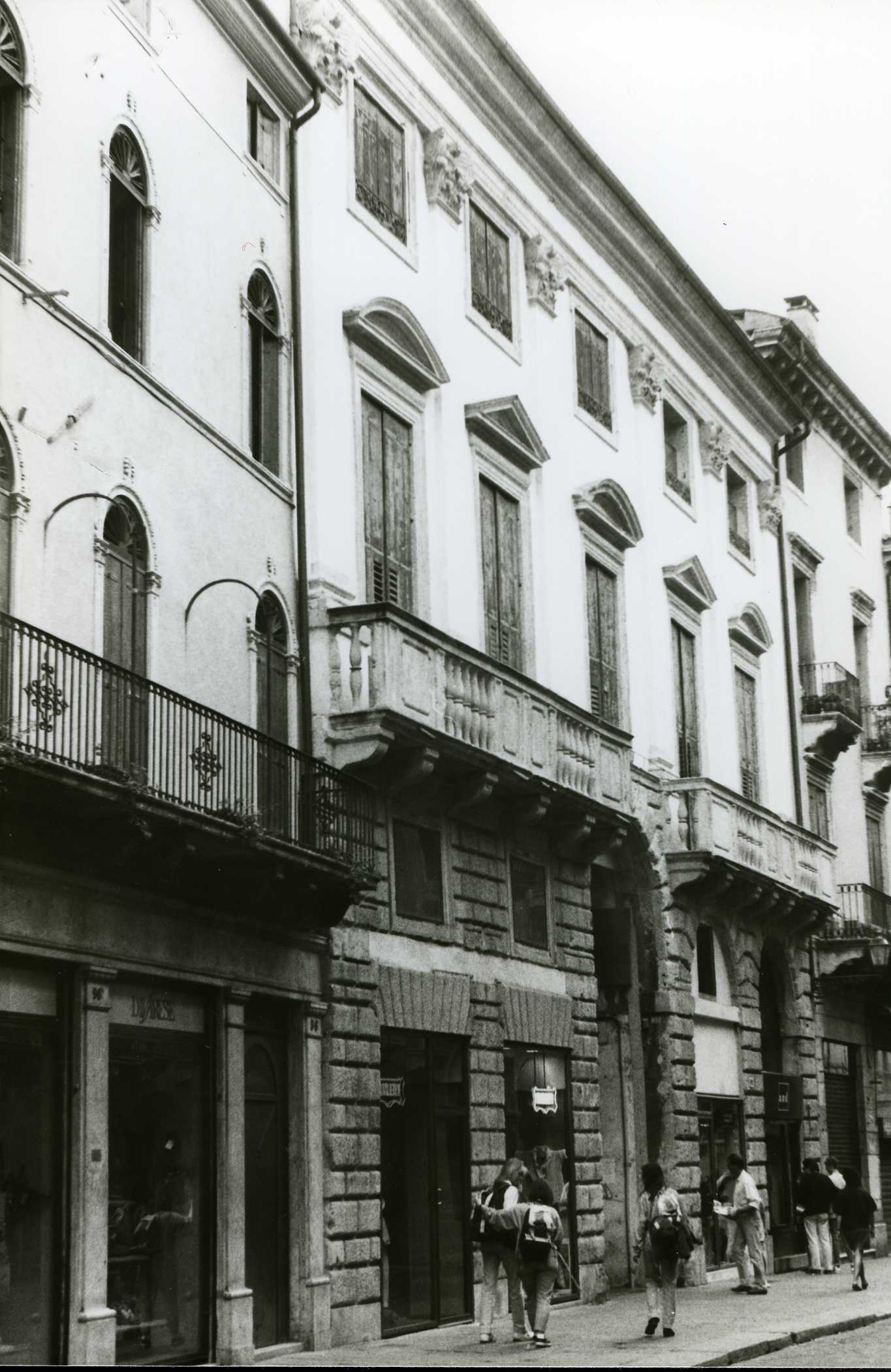 Palazzo Poiana (palazzo, nobiliare) - Vicenza (VI)  (XVI, seconda metà)