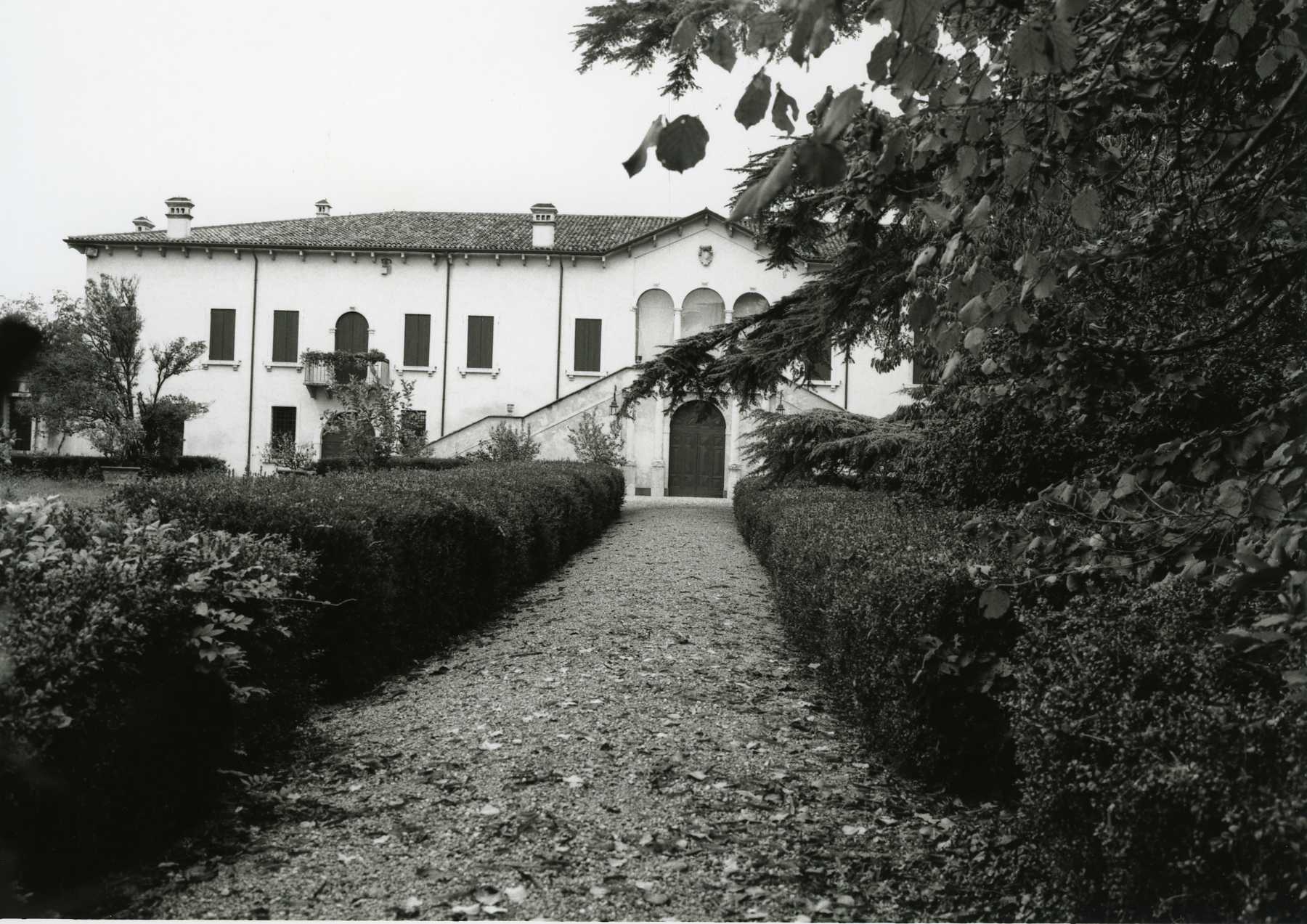 Villa D'Emilei (villa, nobiliare) - Castelnuovo del Garda (VR)  (XVII, metà)